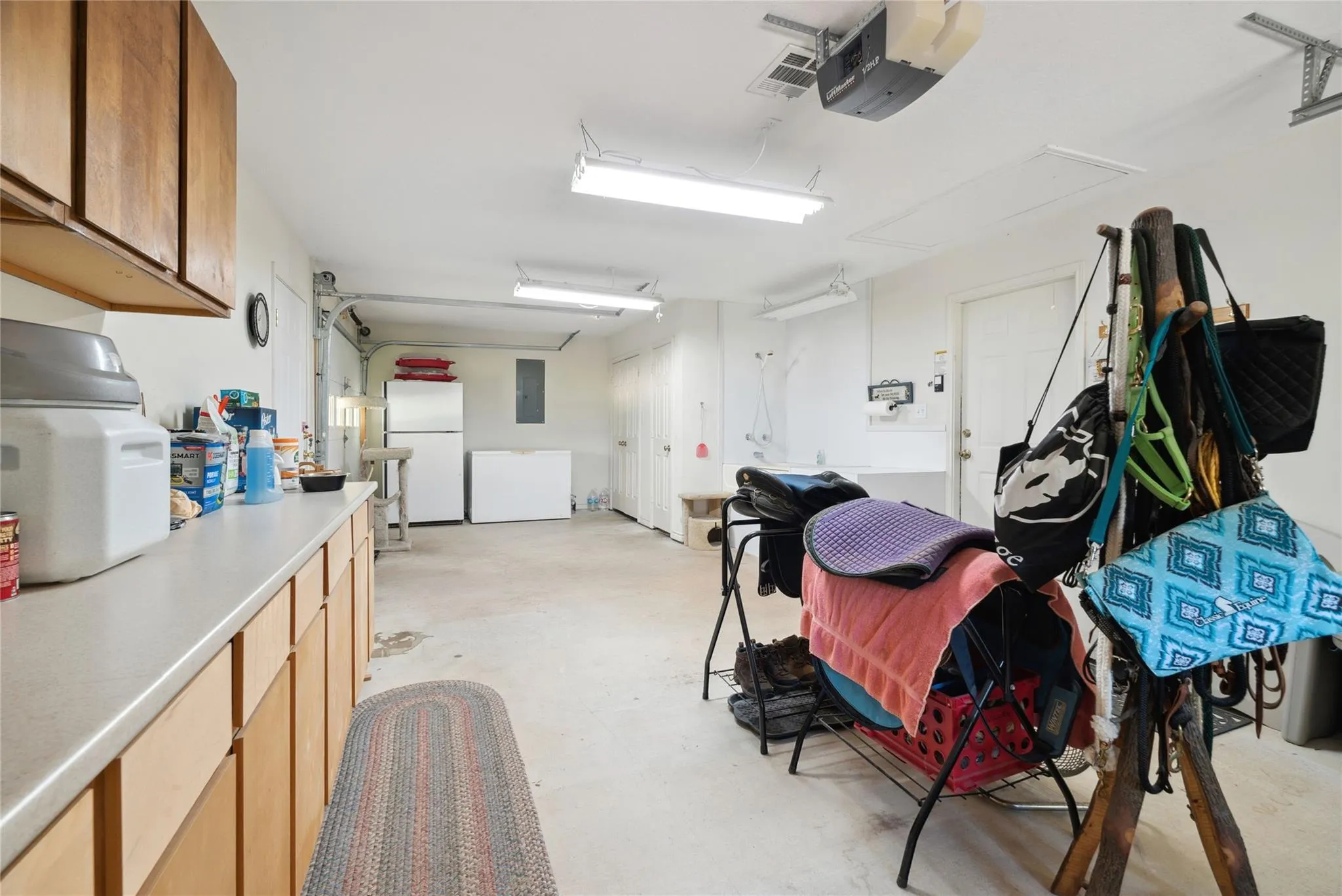 1009 Oakridge Road