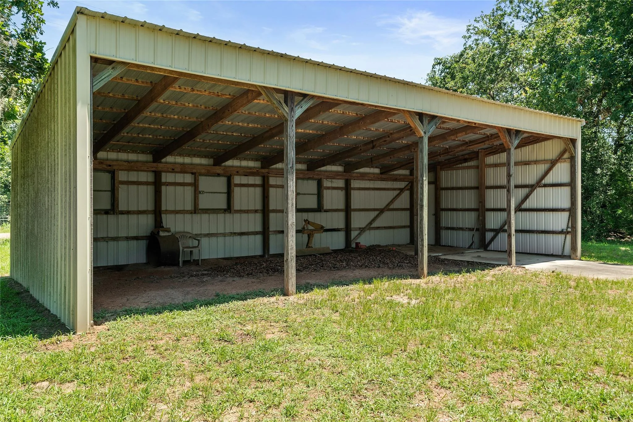 1009 Oakridge Road