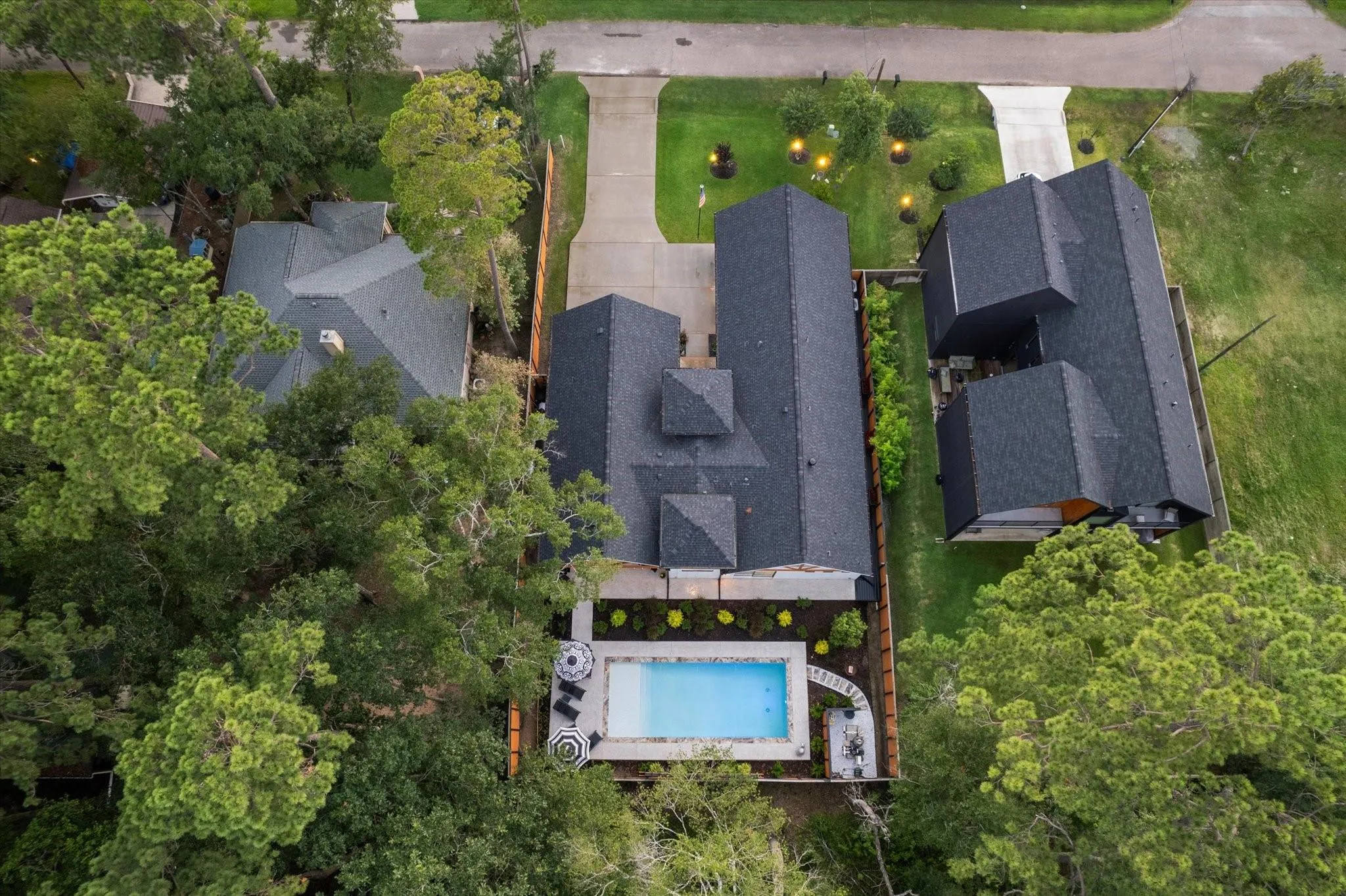 10528 Longleaf Drive