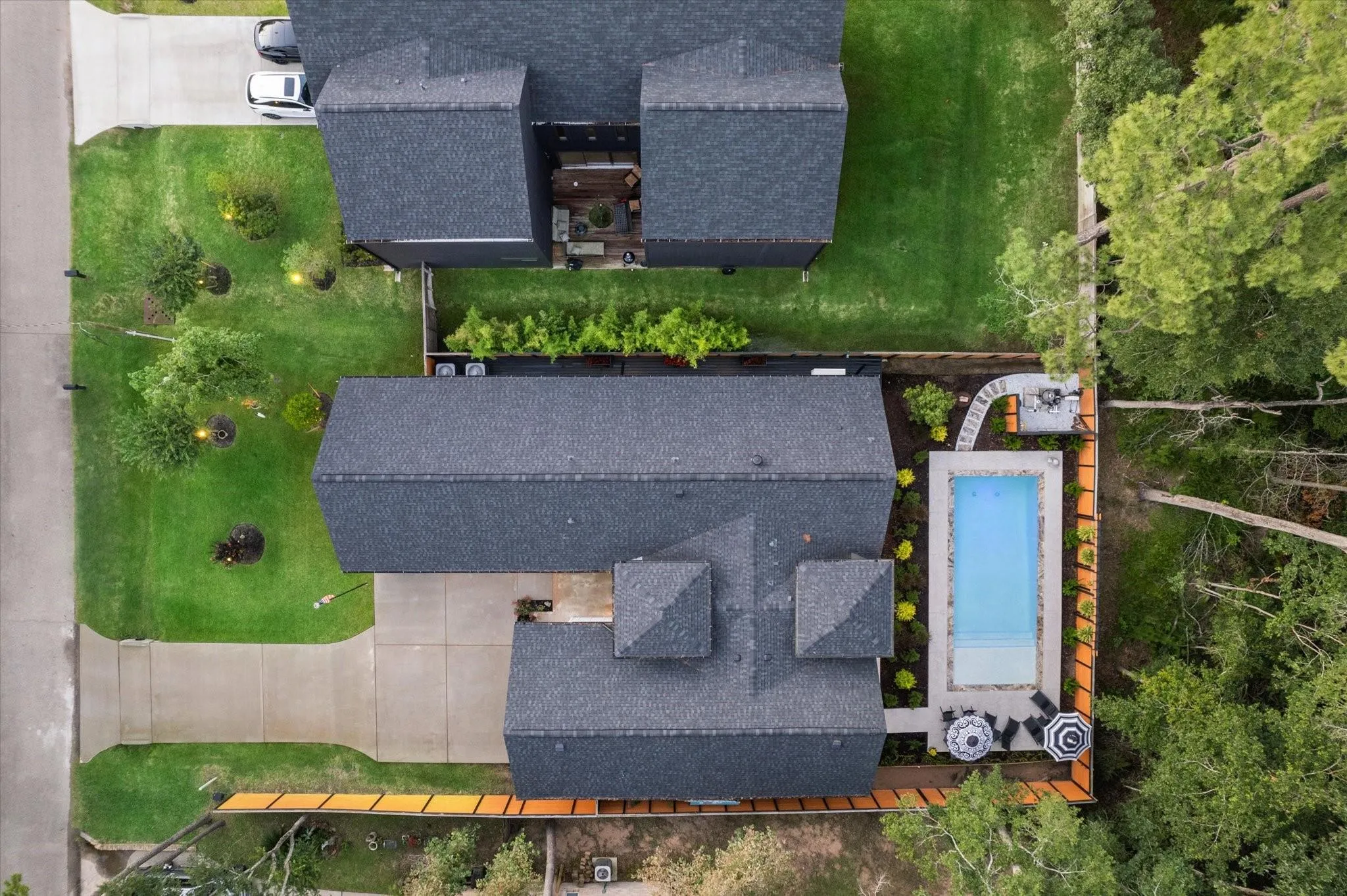10528 Longleaf Drive