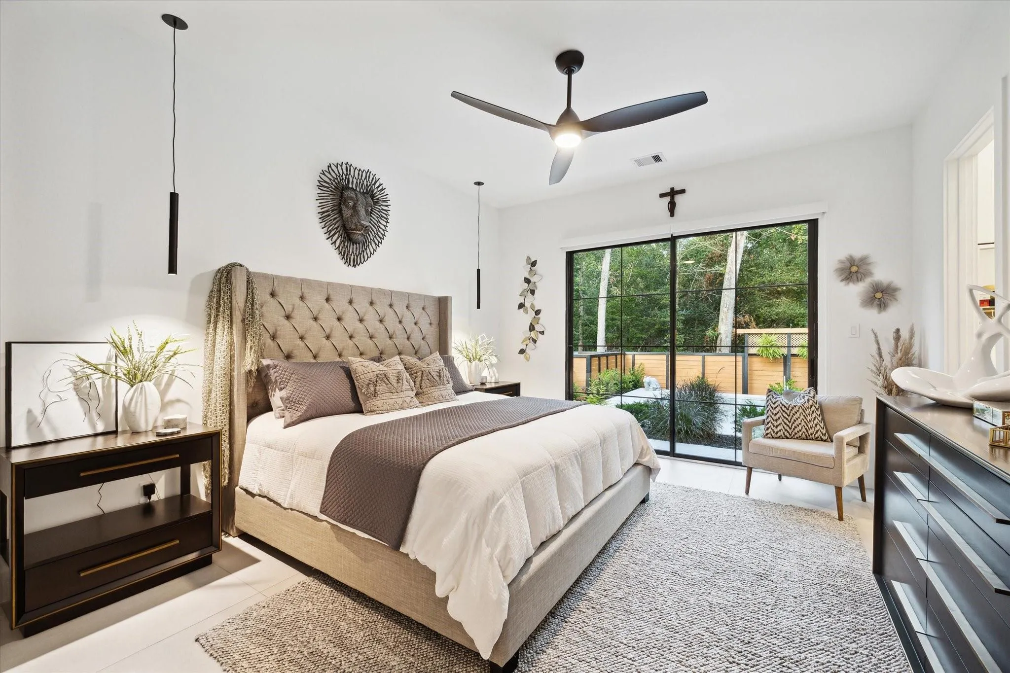 10528 Longleaf Drive