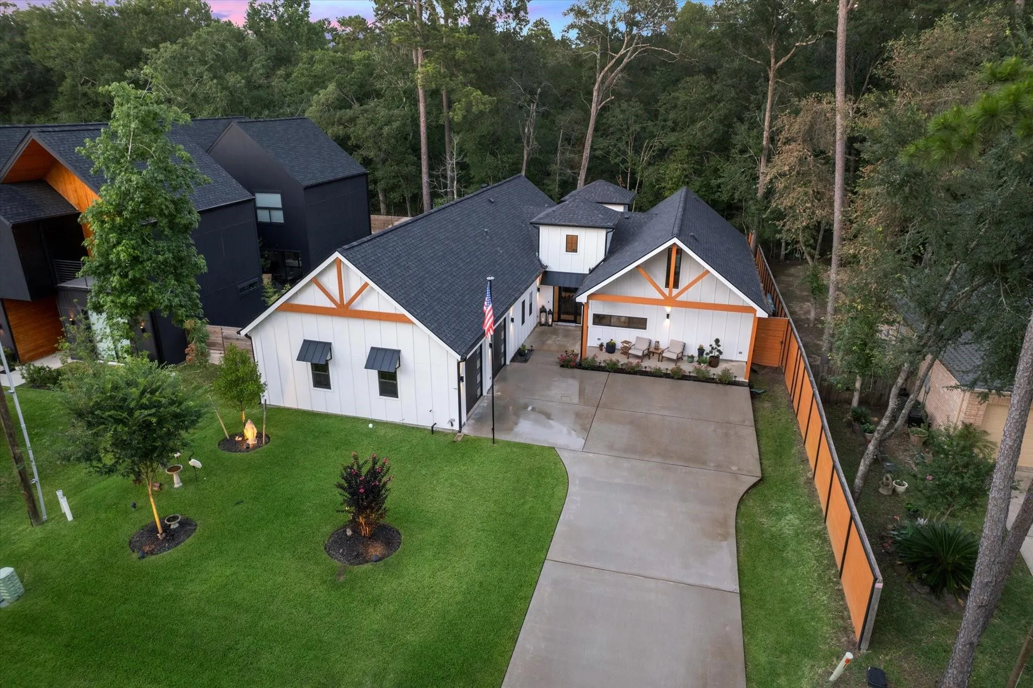 10528 Longleaf Drive