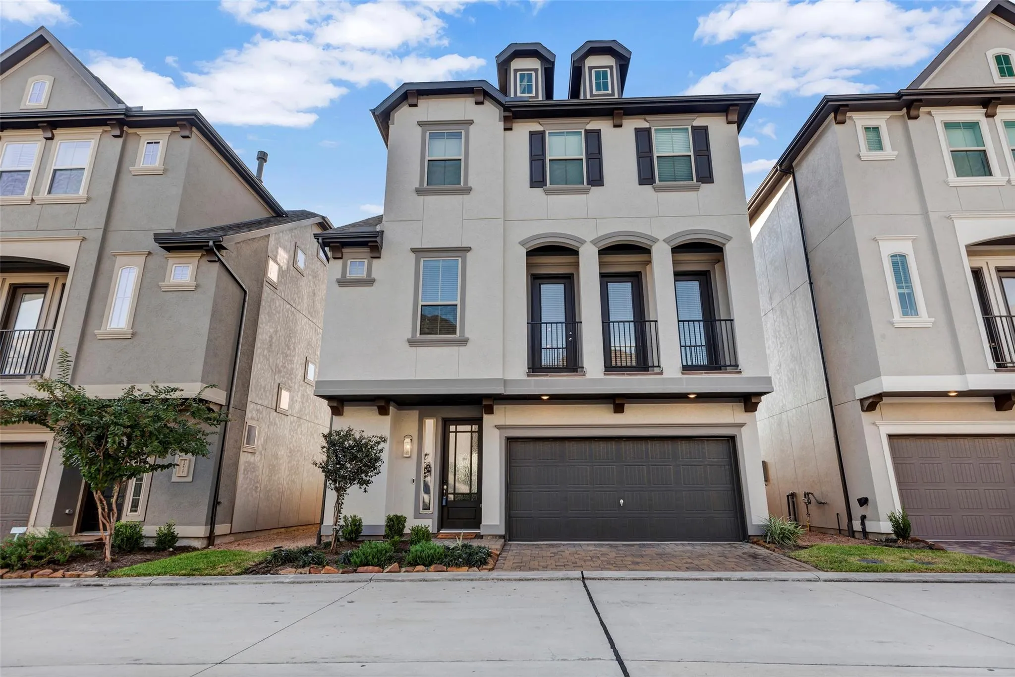 10619 Centre Green Way