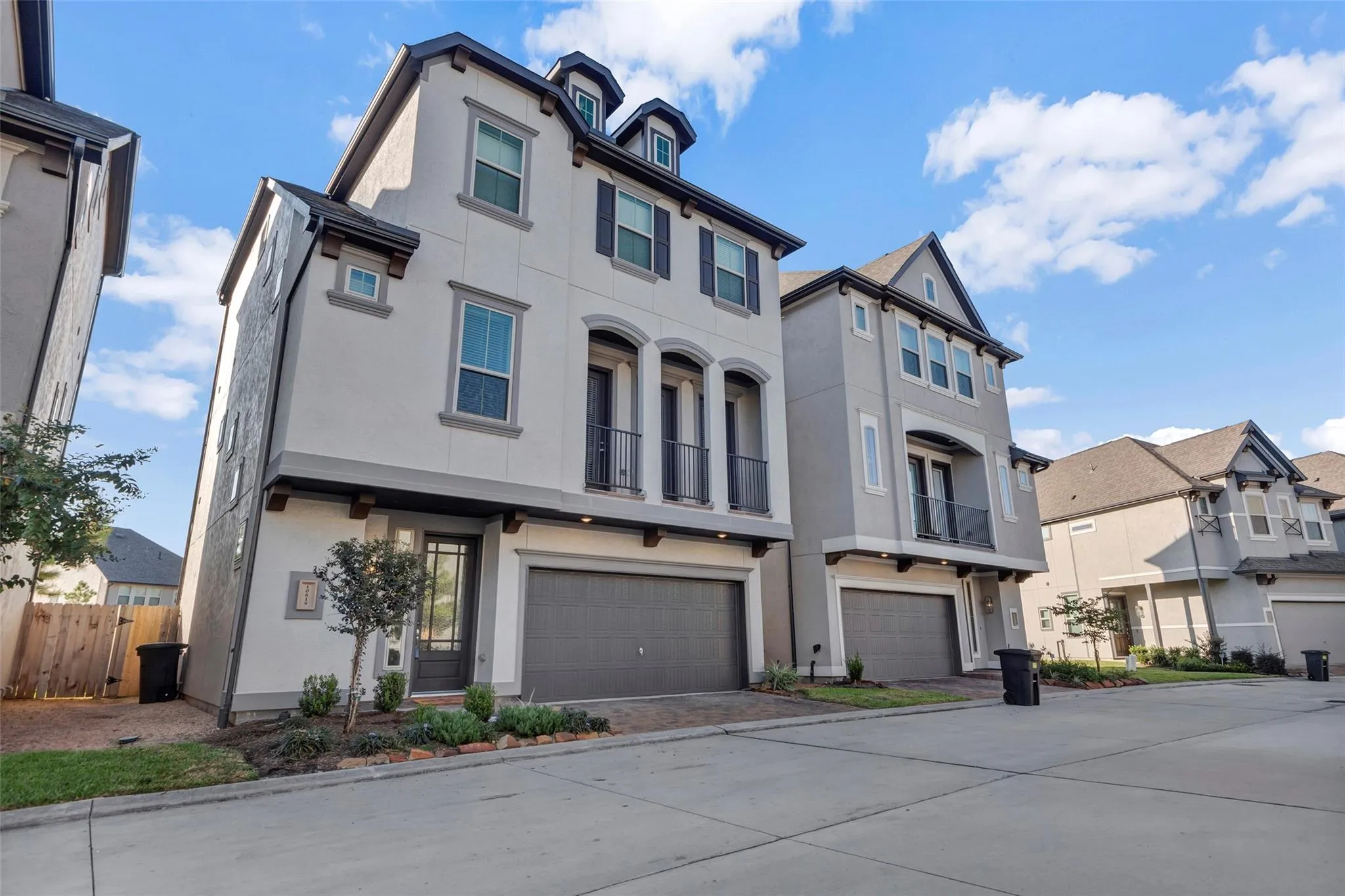 10619 Centre Green Way