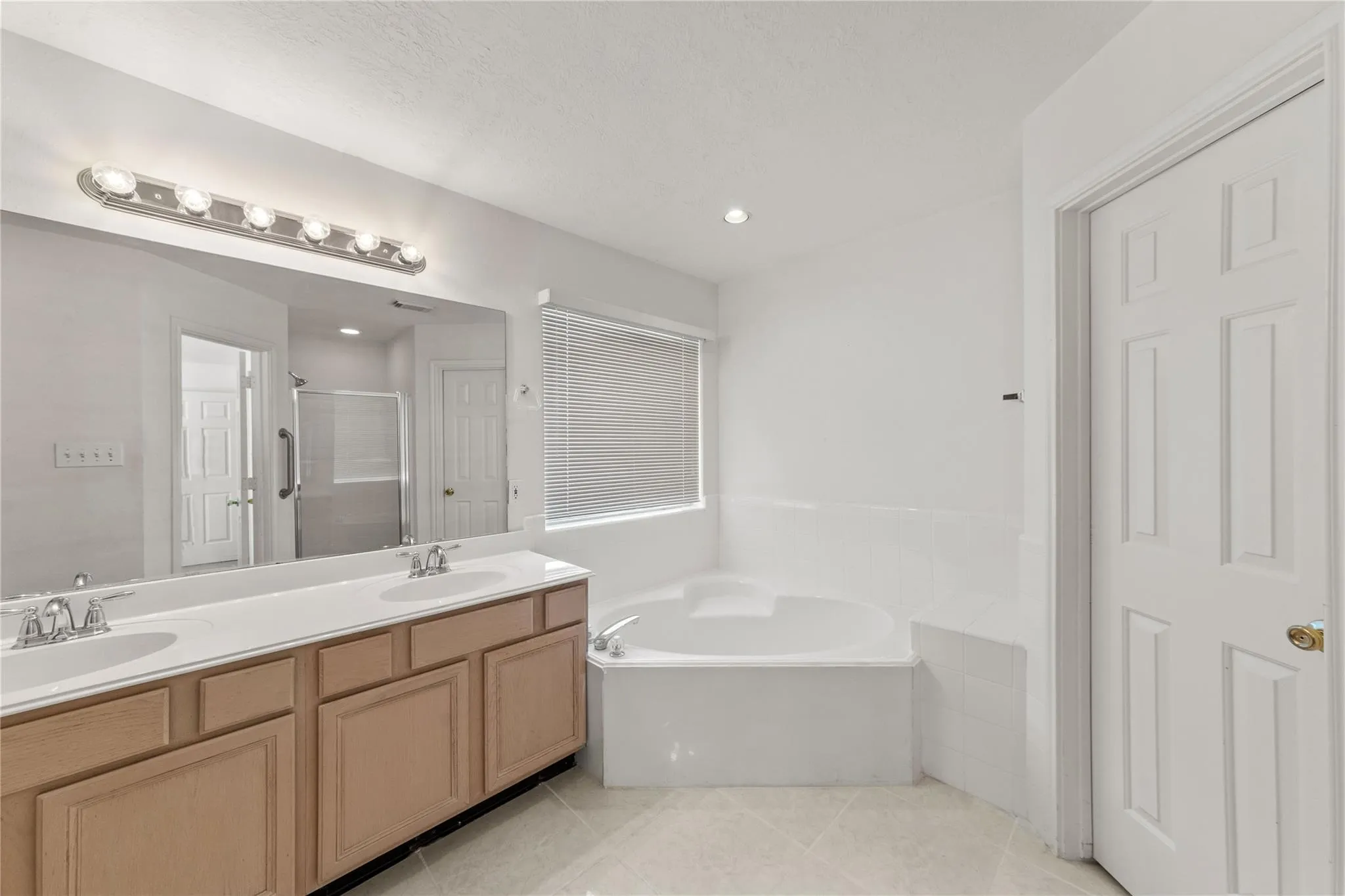 10926 Sharon Circle