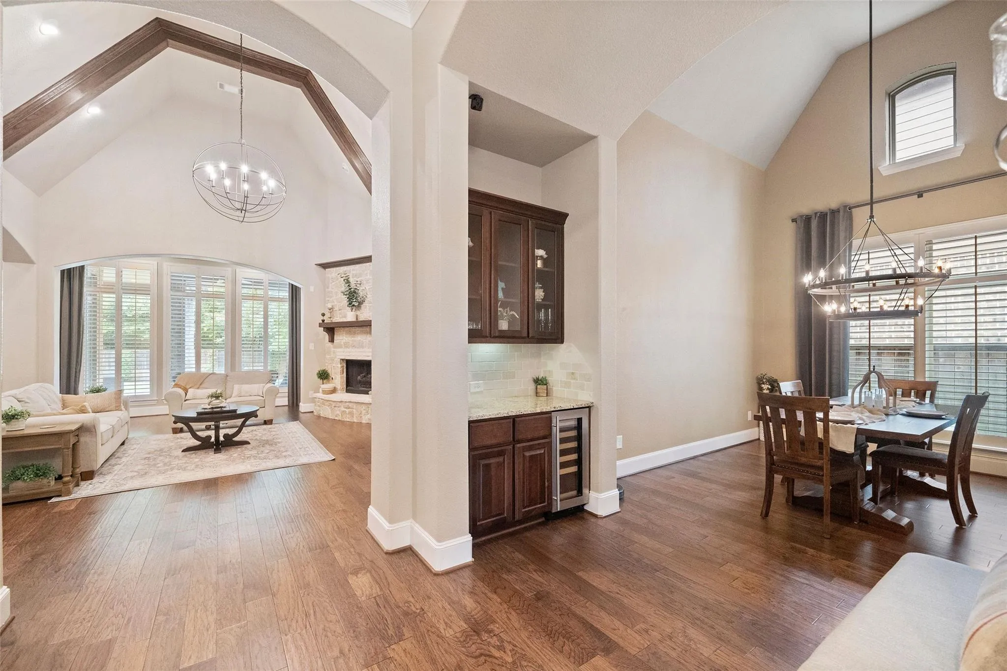 142 Monterrey Bend