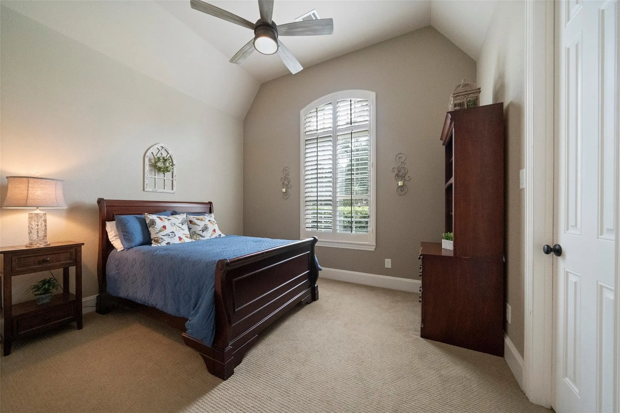 142 Monterrey Bend