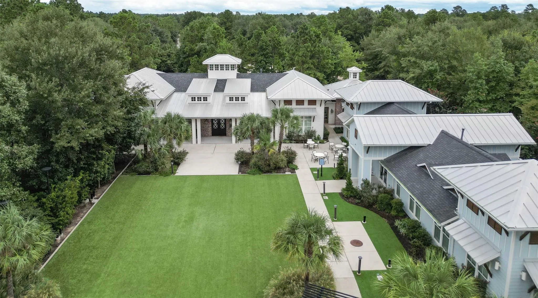 142 Monterrey Bend