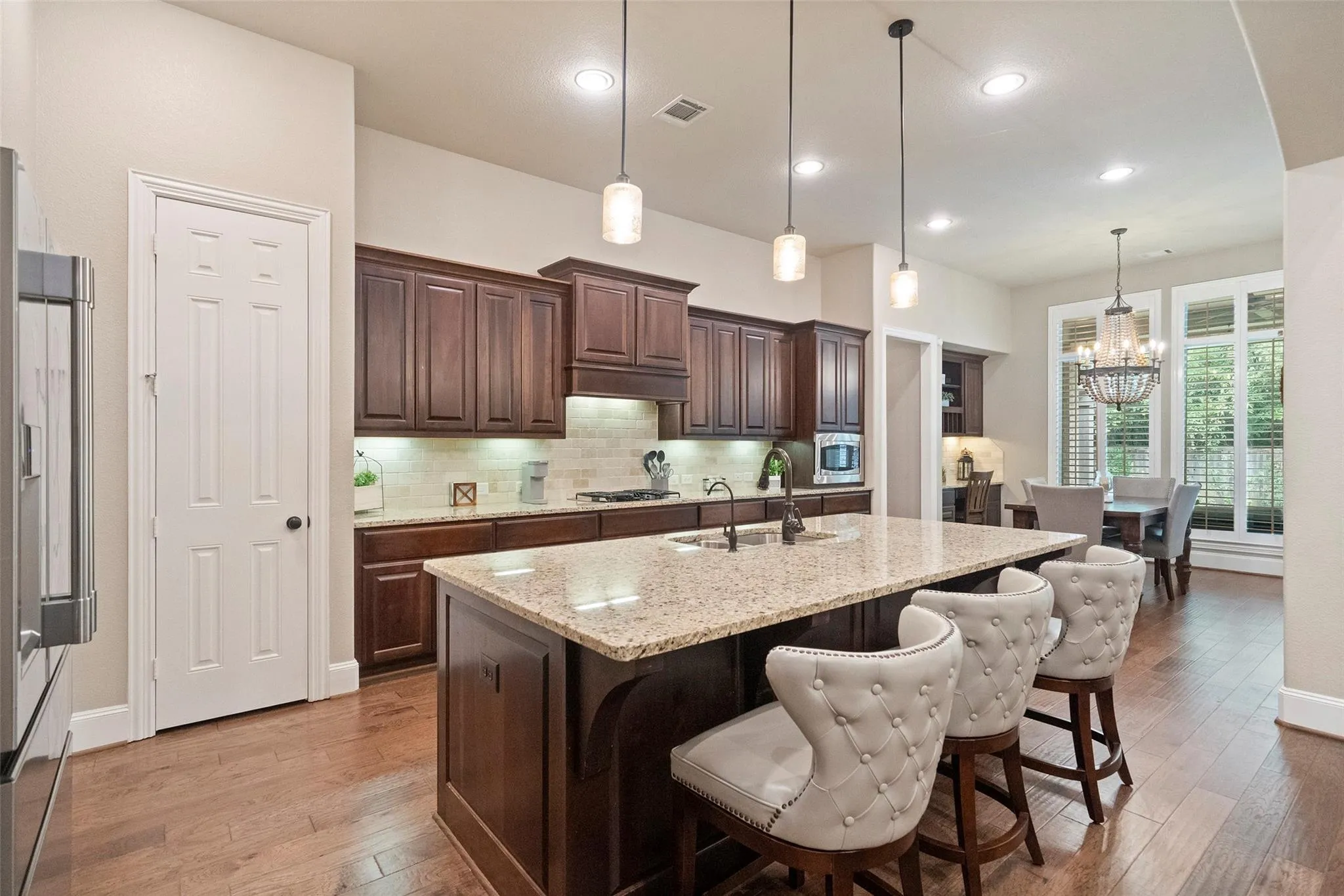 142 Monterrey Bend