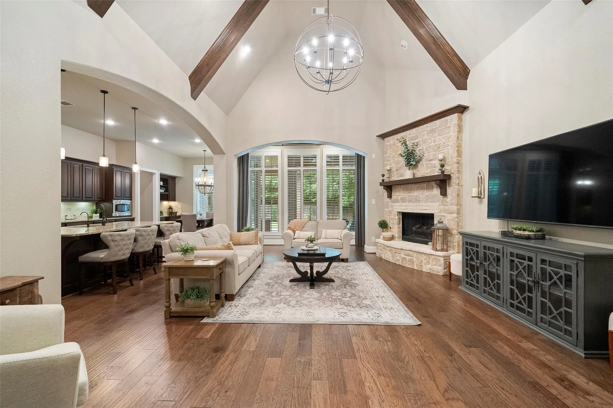 142 Monterrey Bend