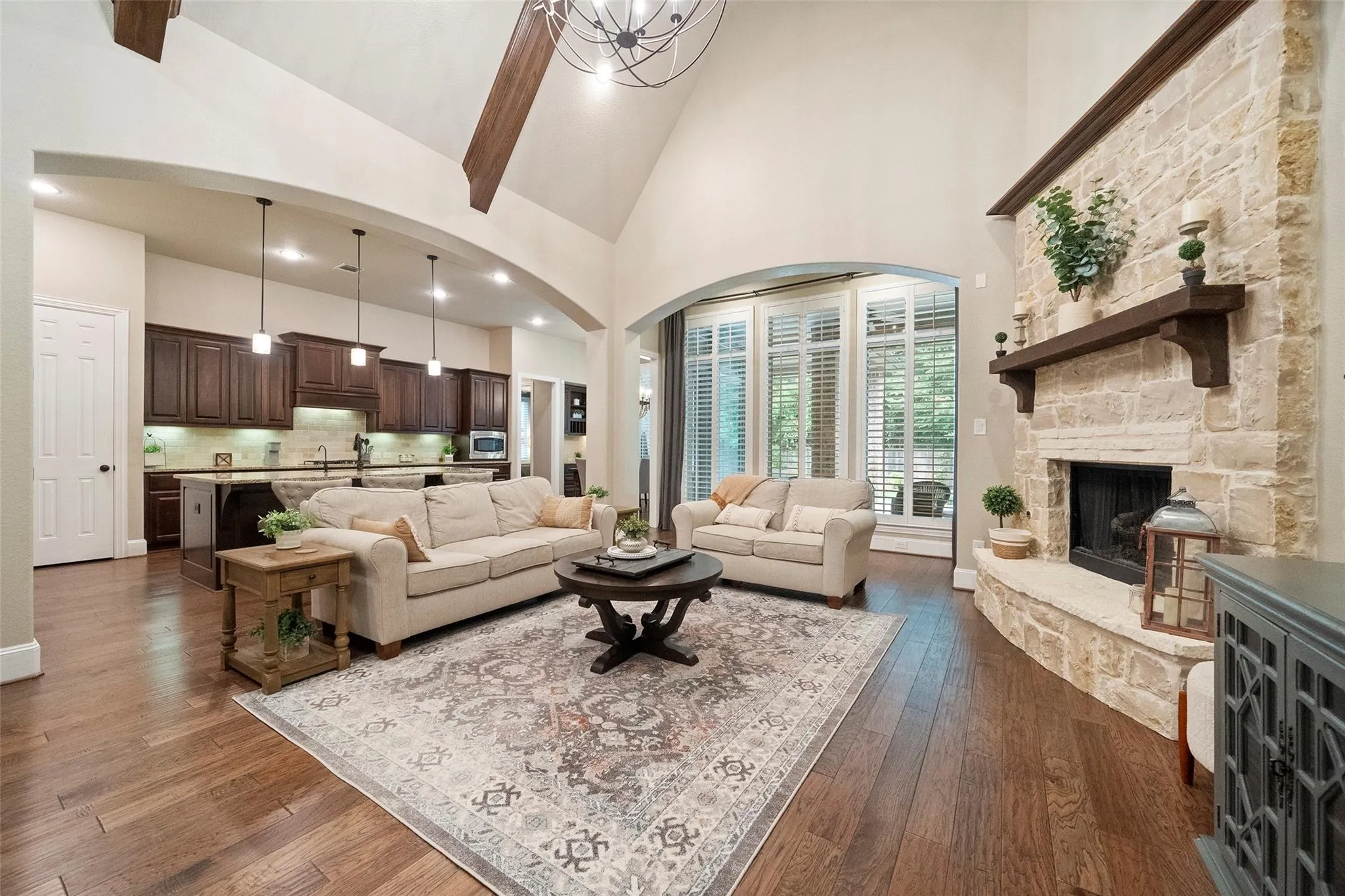 142 Monterrey Bend