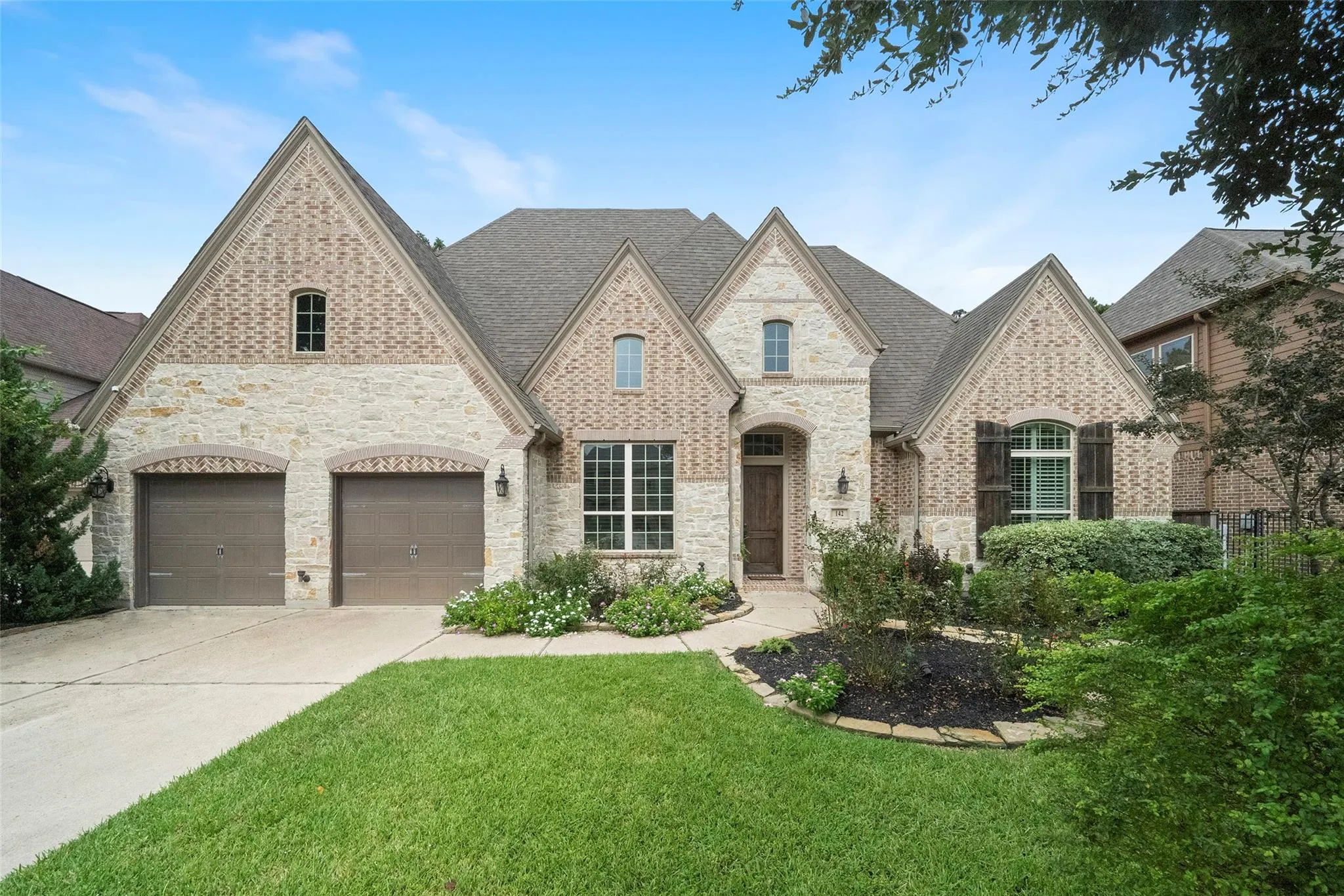142 Monterrey Bend