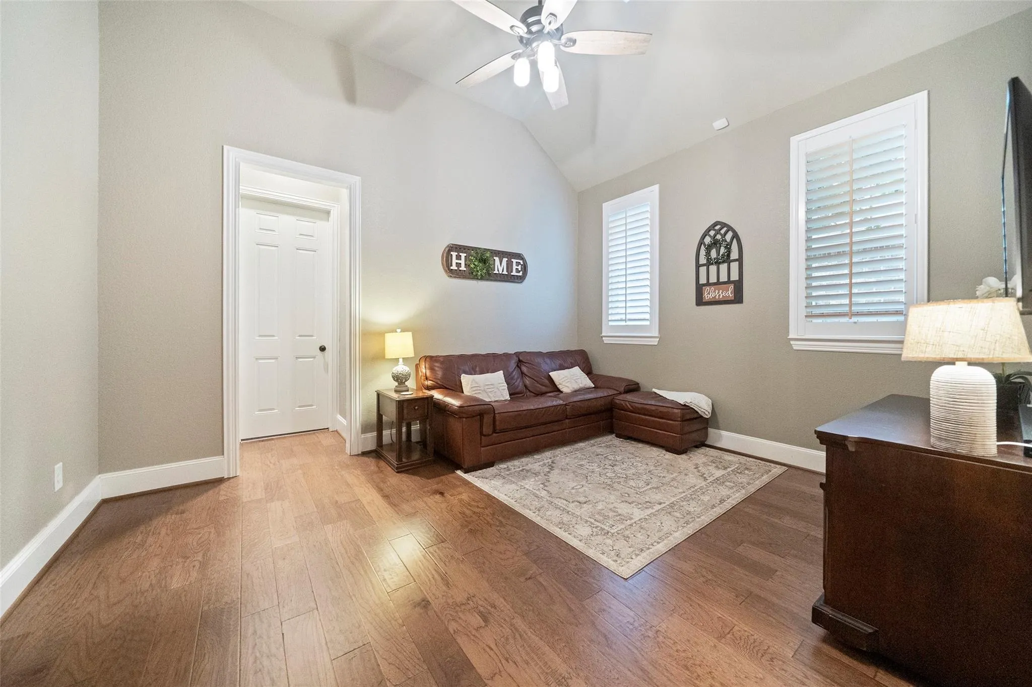 142 Monterrey Bend