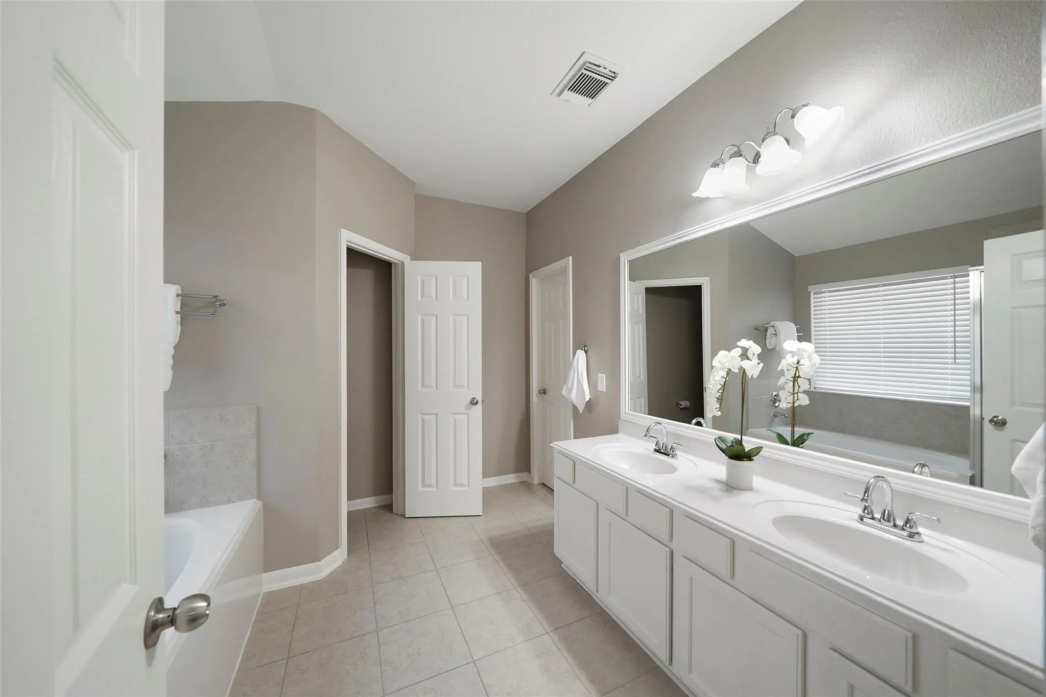 1422 Brendon Trail Lane