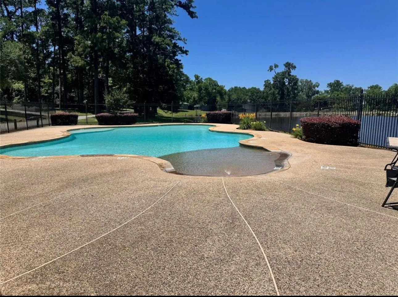 1557 Chapparal Road
