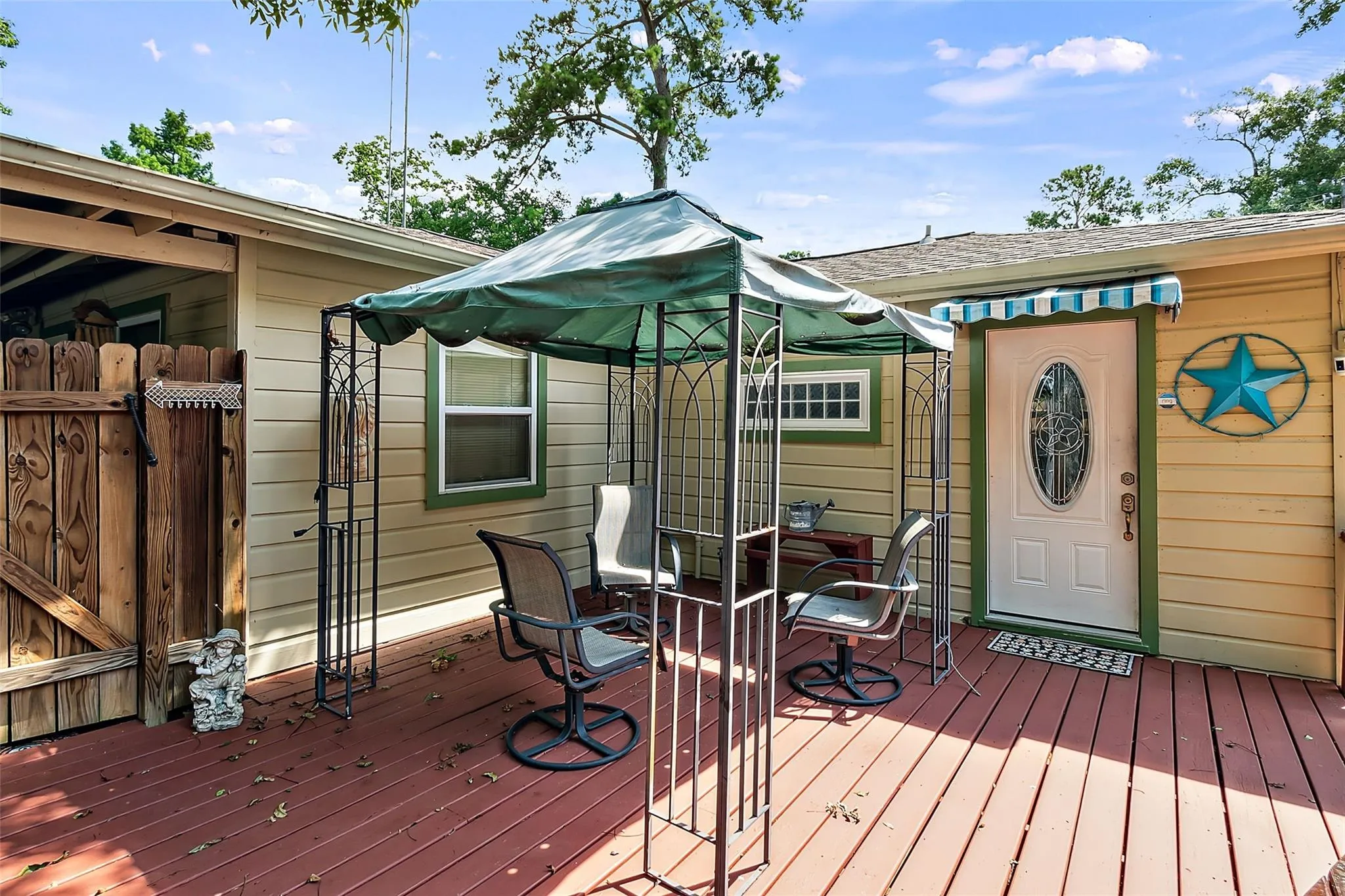 1557 Chapparal Road