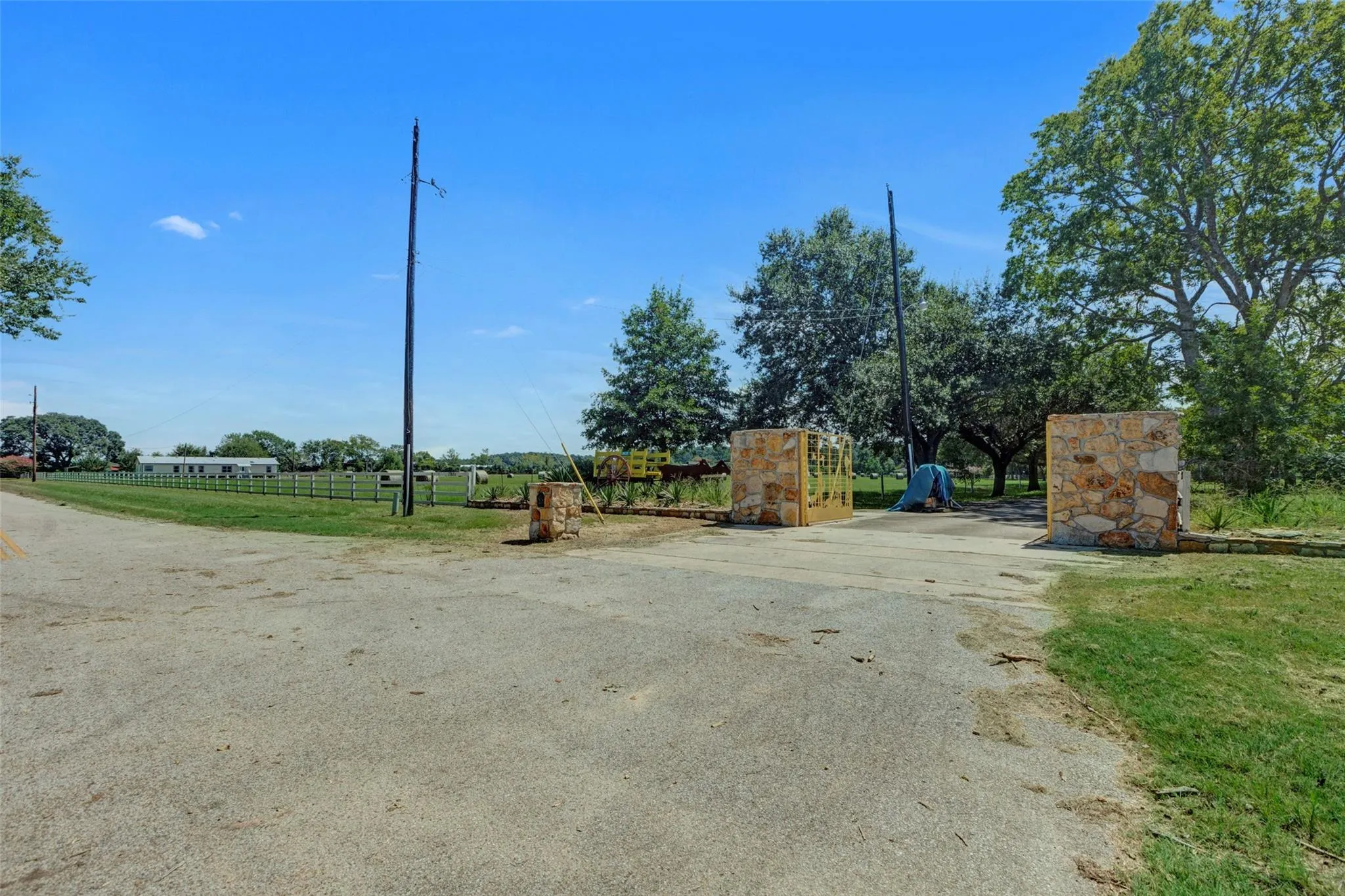 17631 Self Road