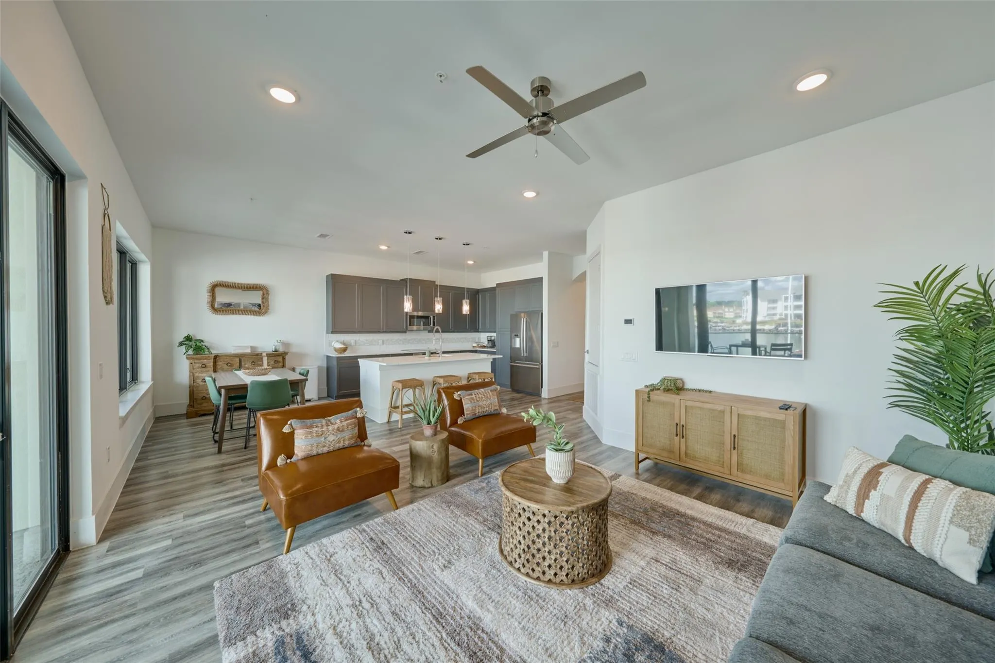 199 Waterpoint Court-104