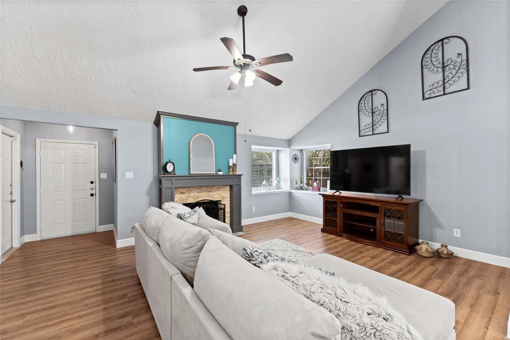 24002 Spring Sunset Dr Drive