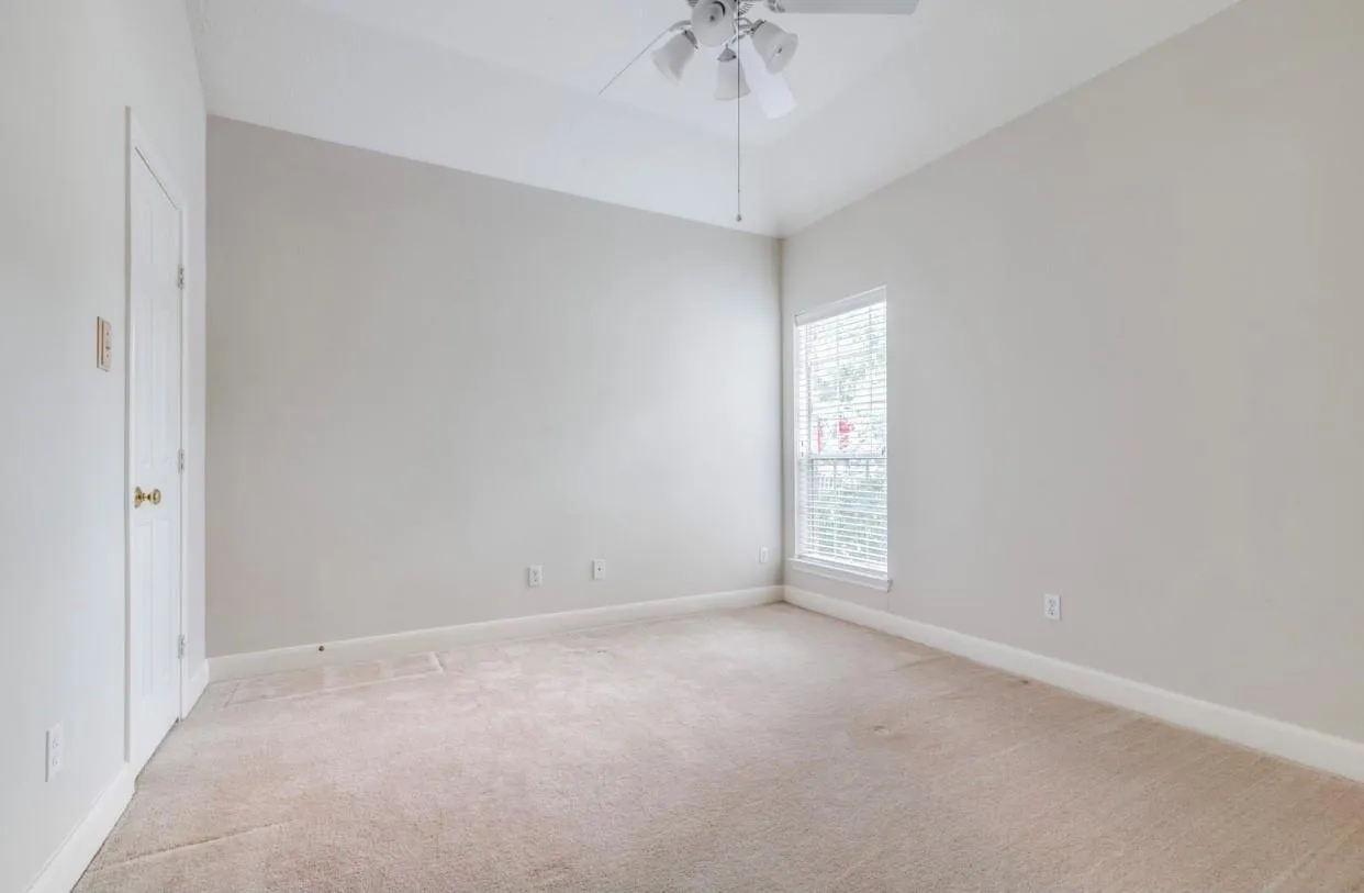27 Rockledge Drive
