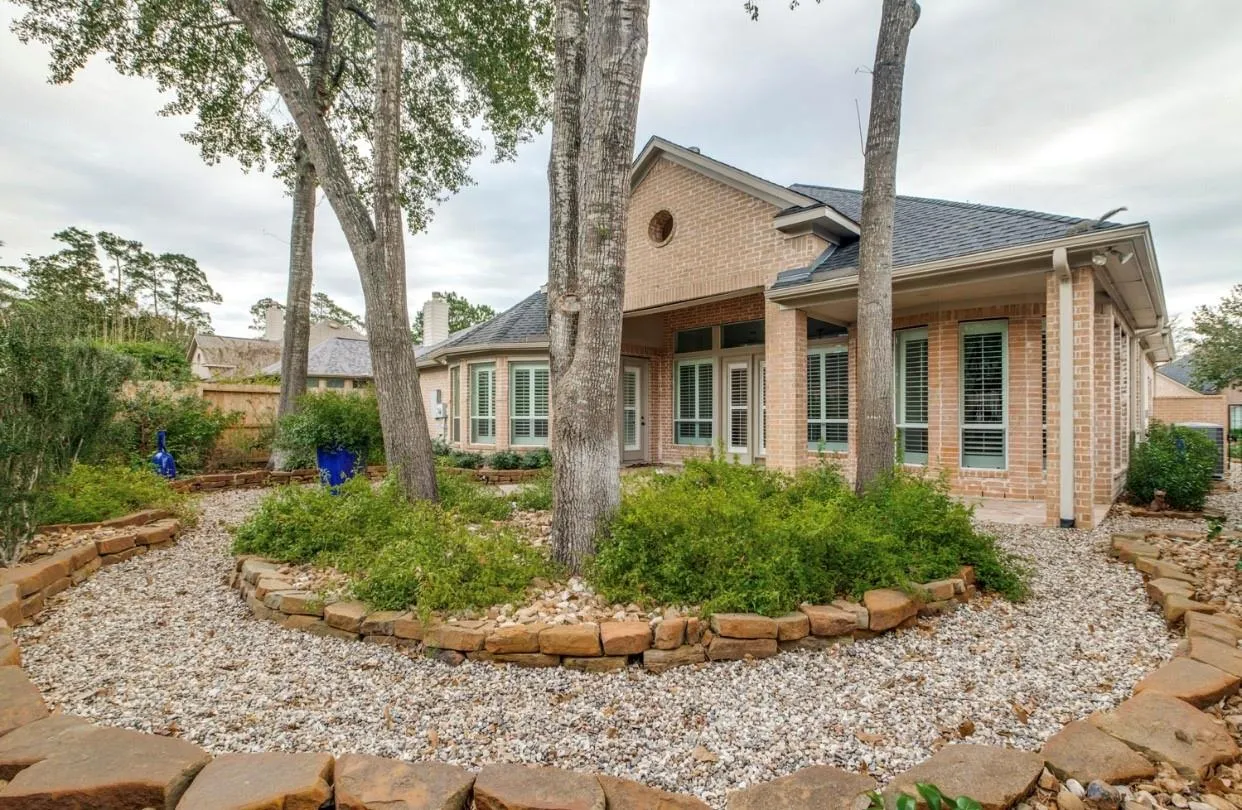 27 Rockledge Drive