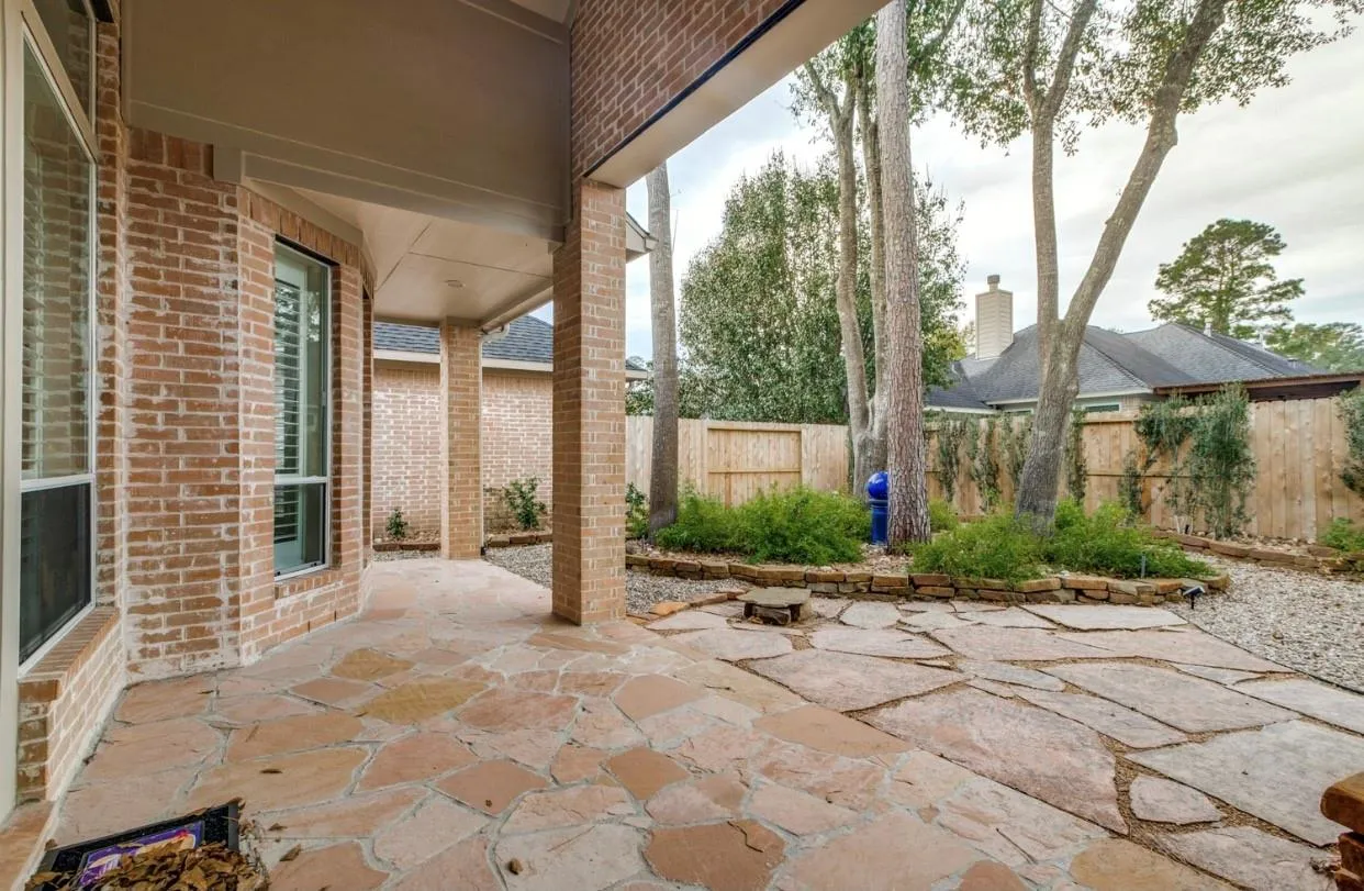 27 Rockledge Drive