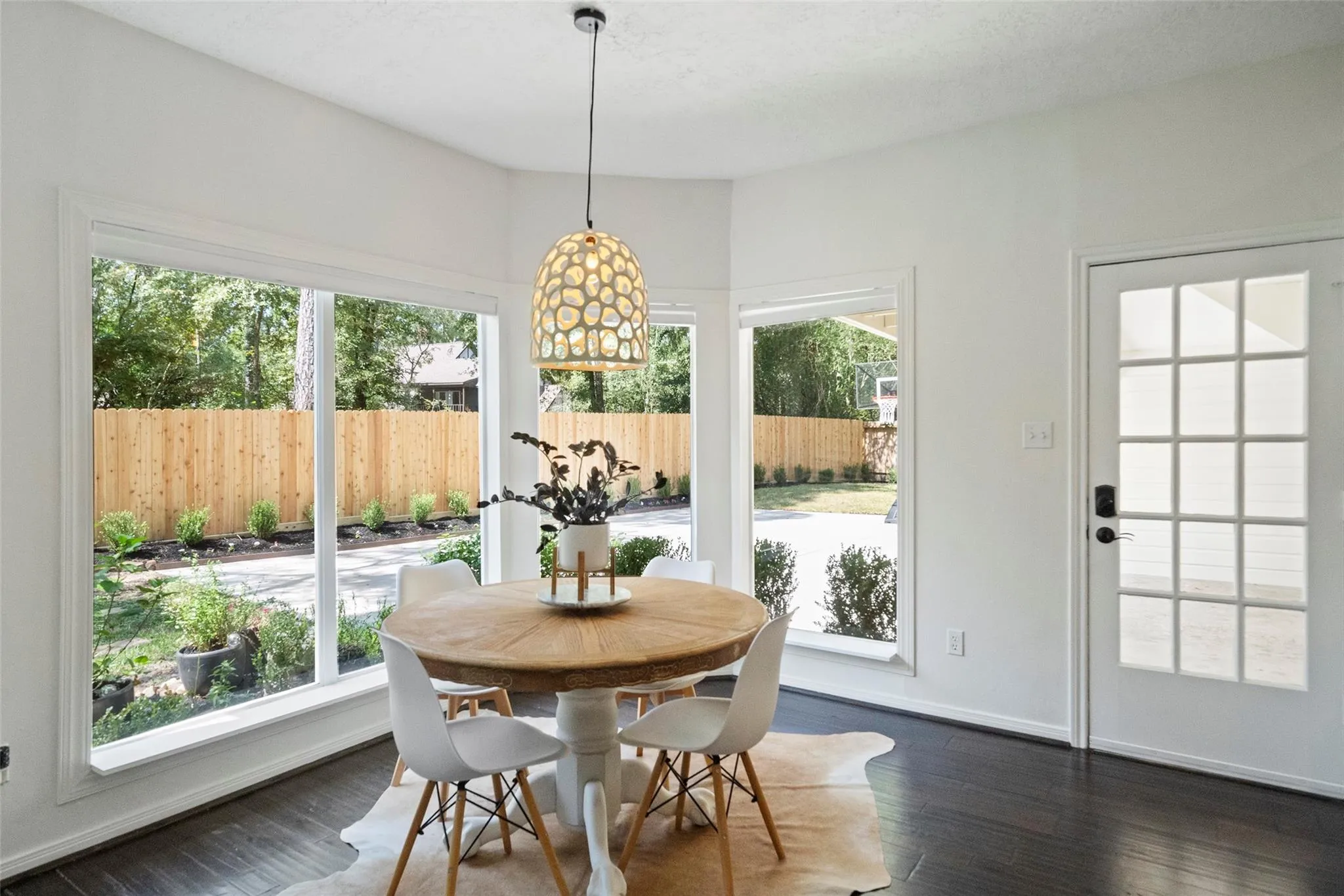 2811 Crossvine Circle