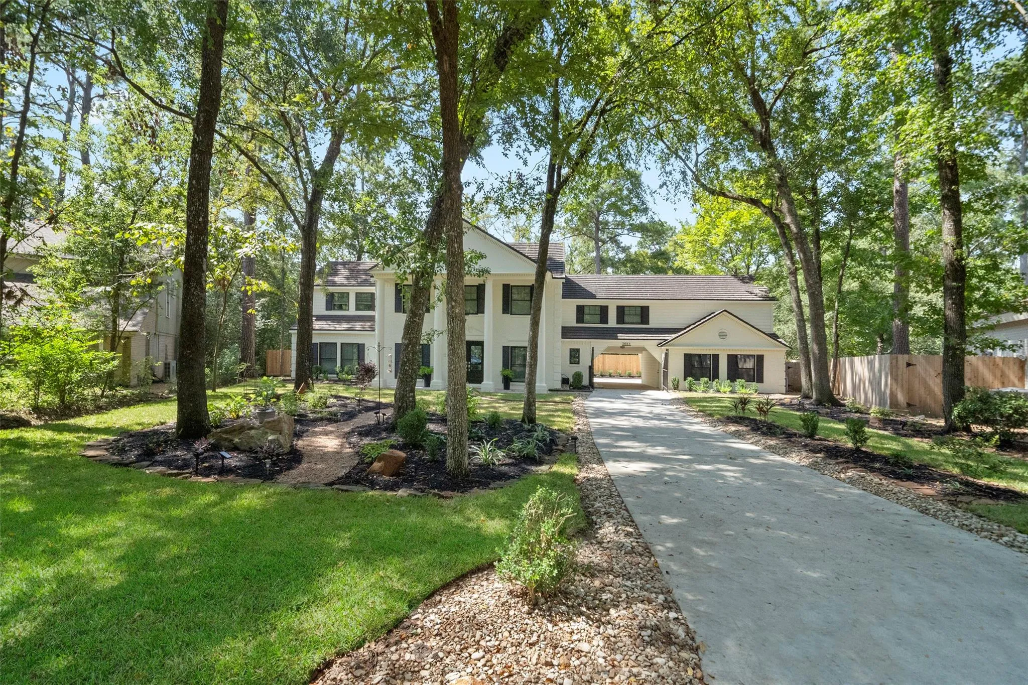 2811 Crossvine Circle