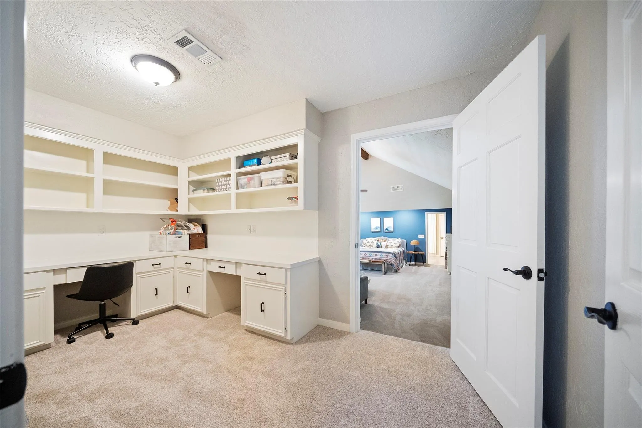 2811 Crossvine Circle