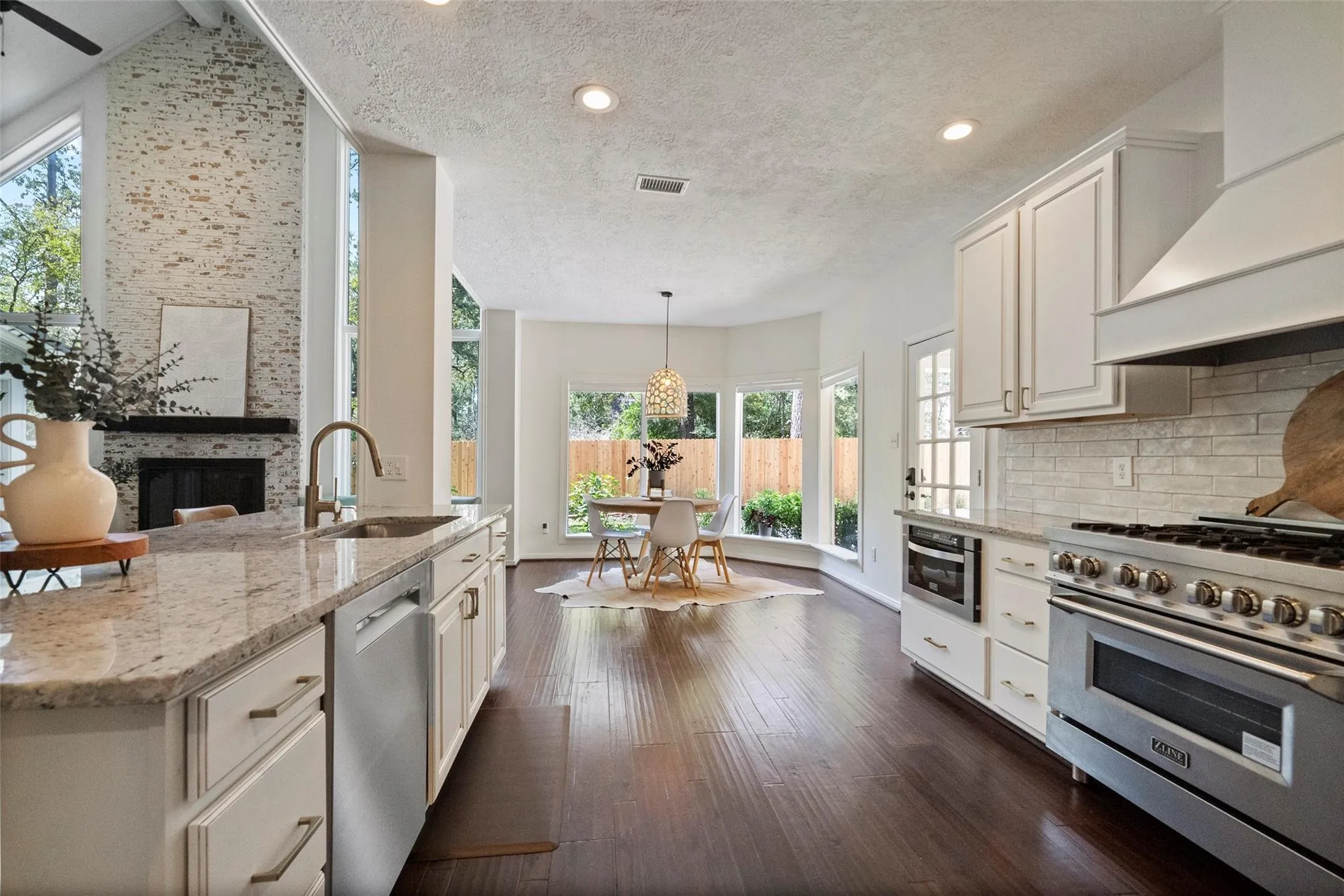 2811 Crossvine Circle