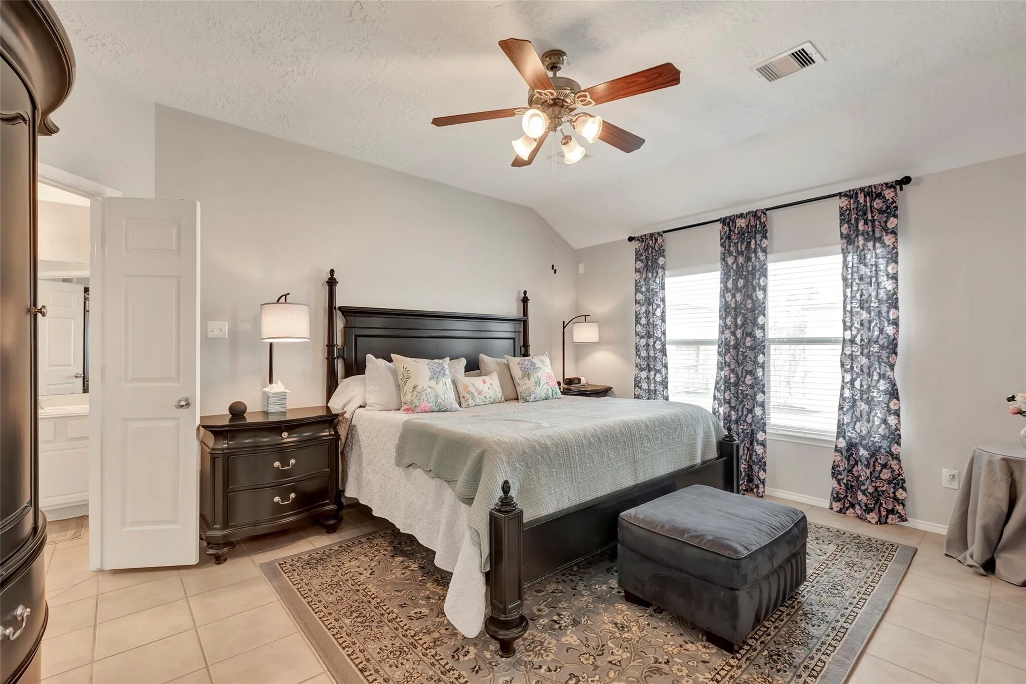 28543 Lockeridge View Drive