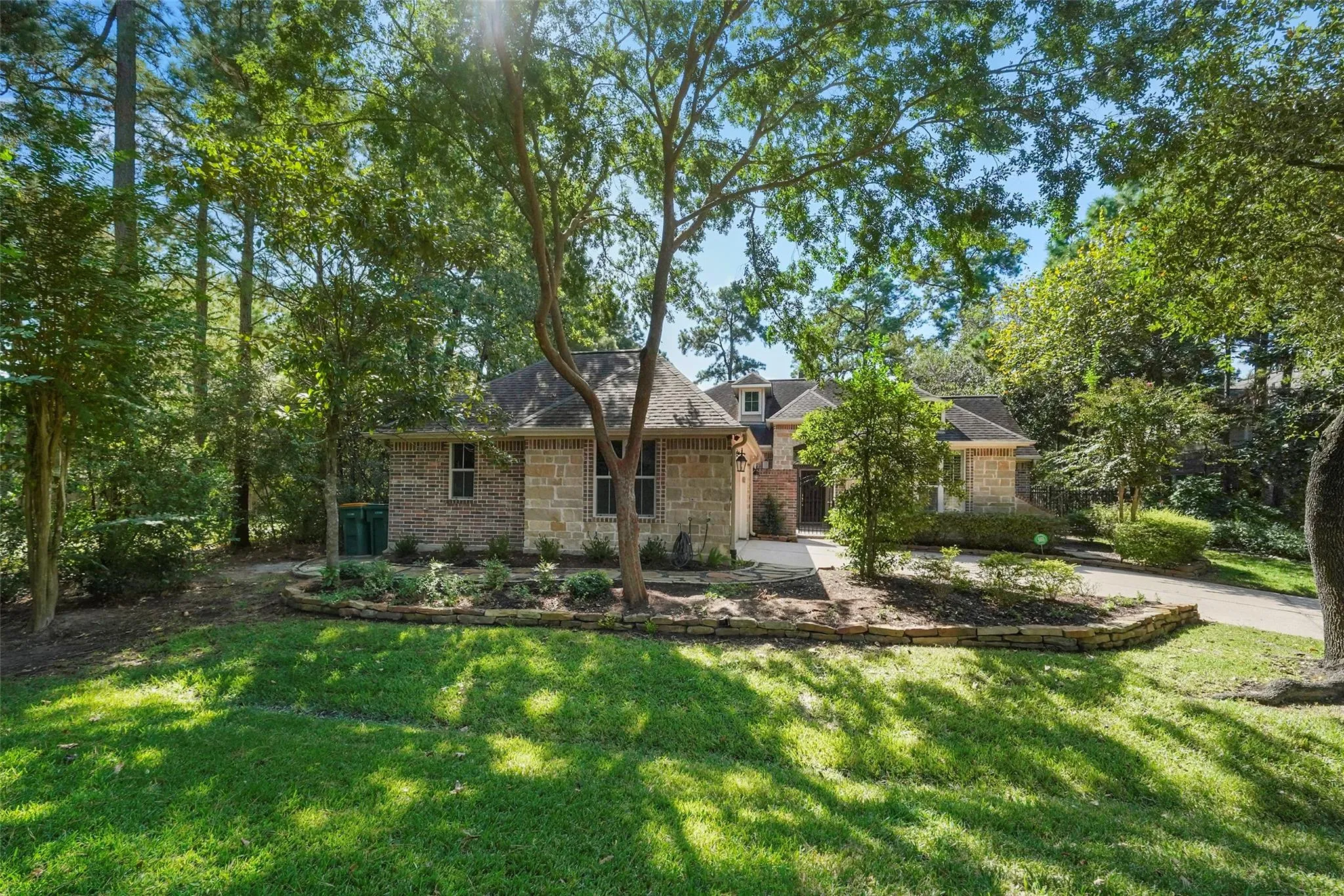 3 Dresden Place