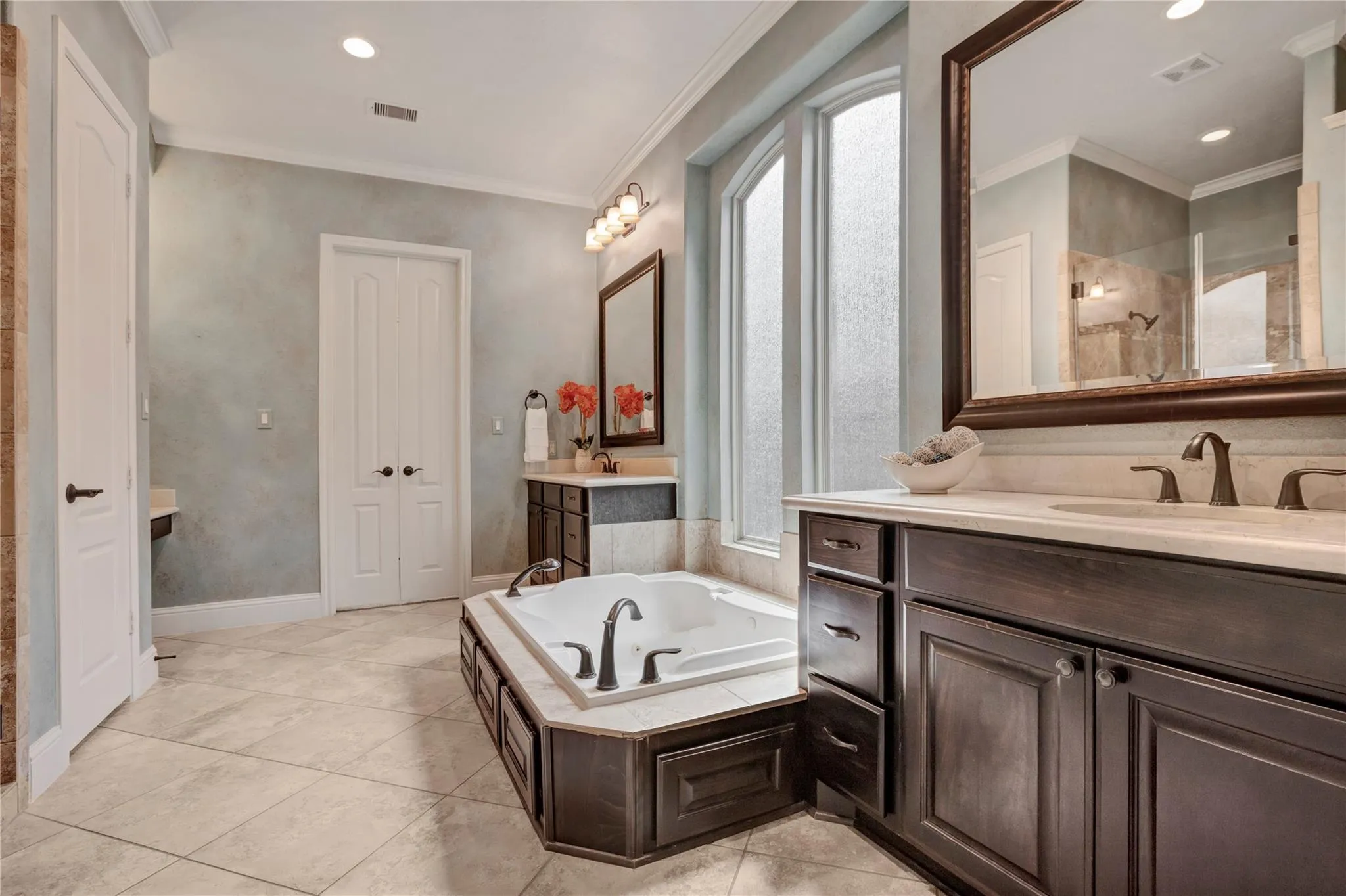 3250 Explorer Way