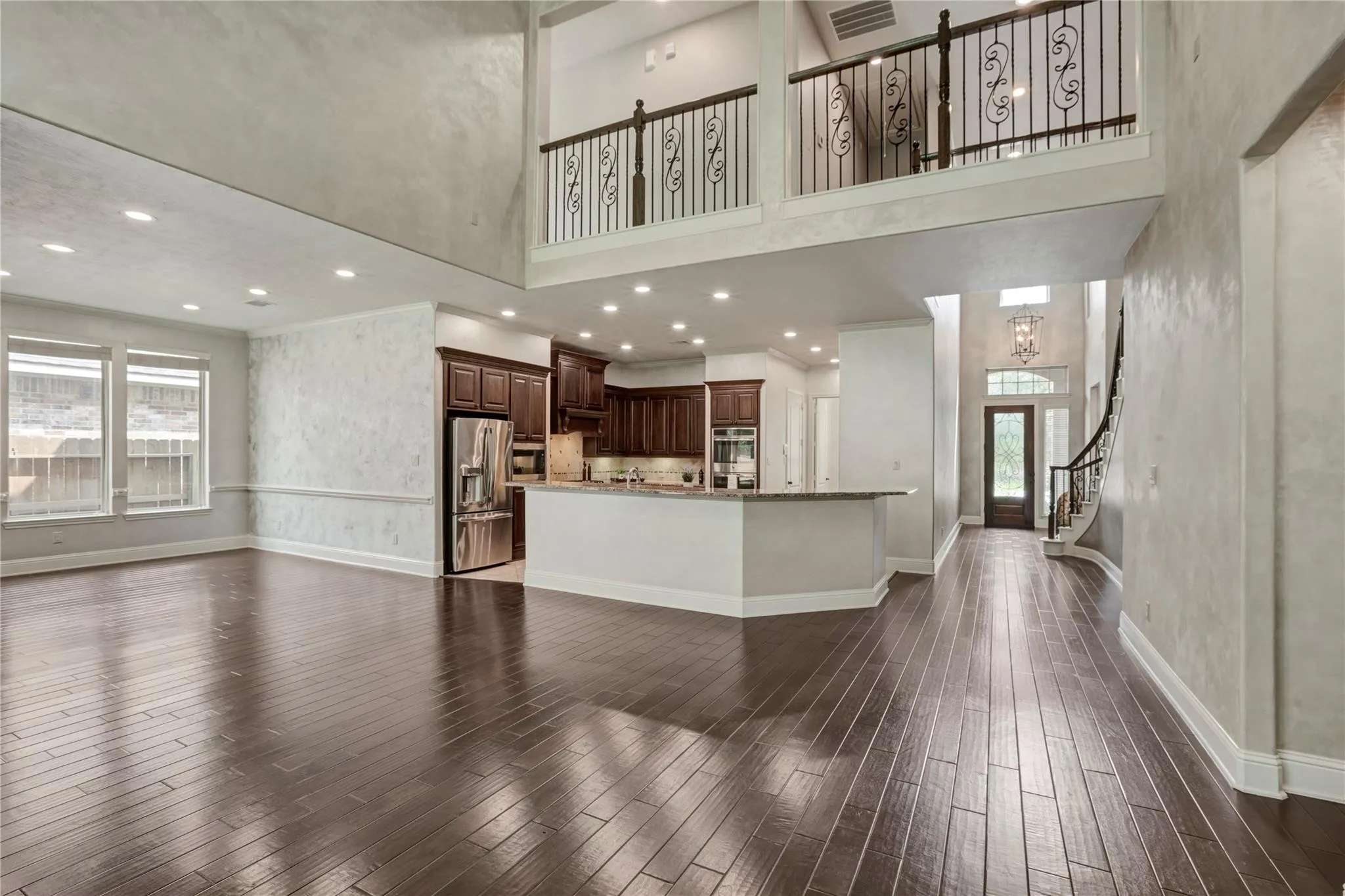 3250 Explorer Way