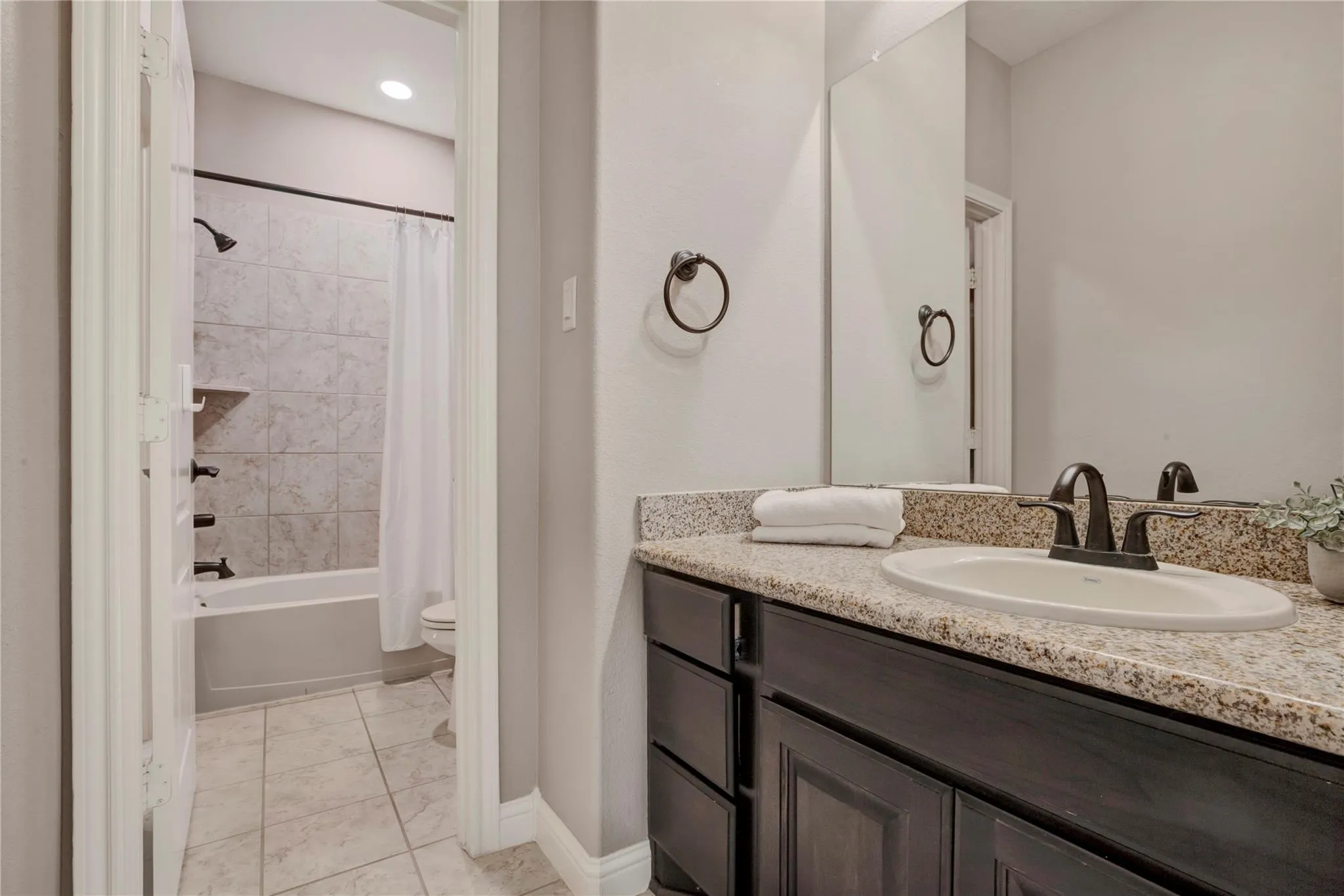 3250 Explorer Way