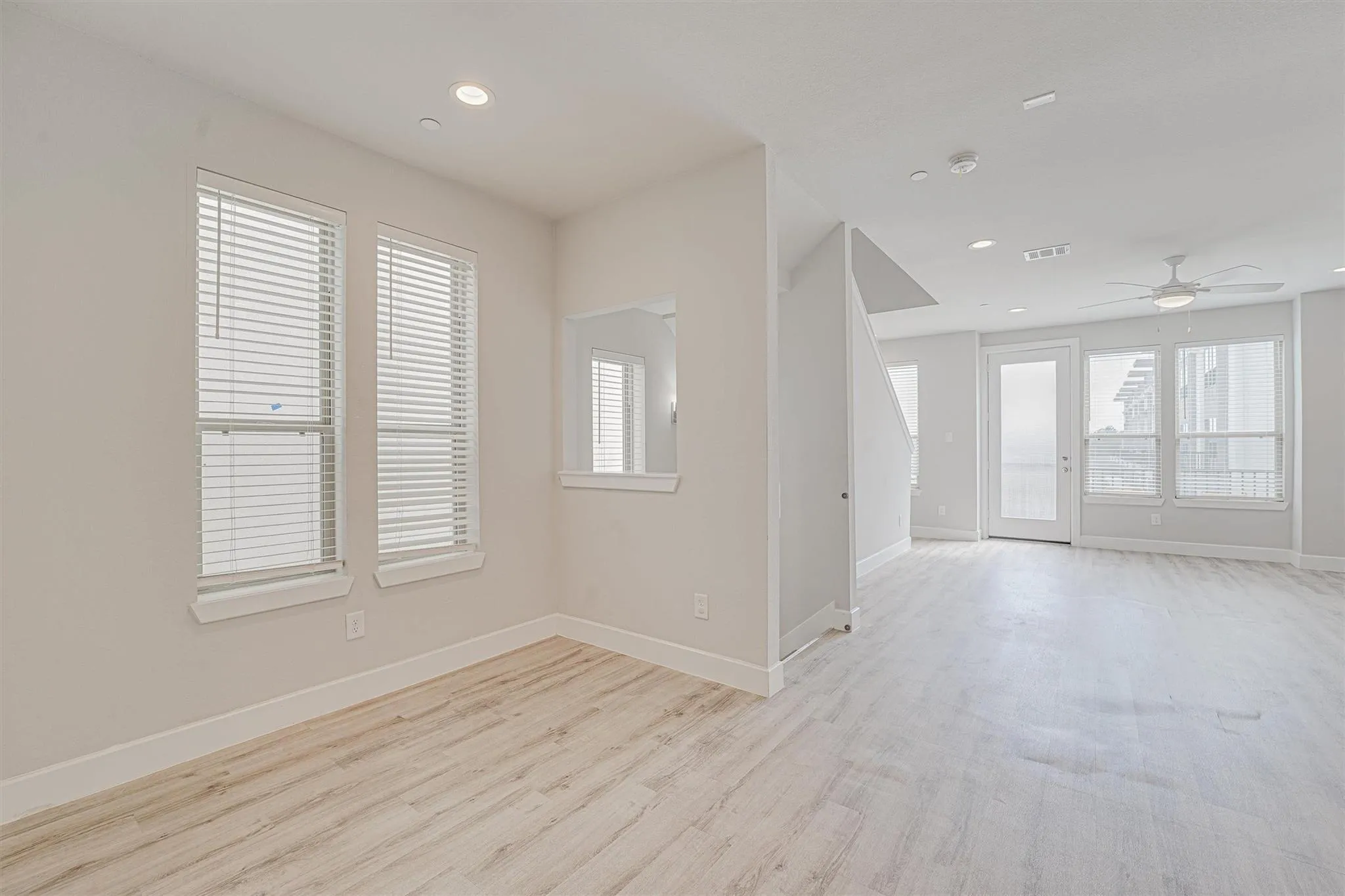 389 N Centro Circle