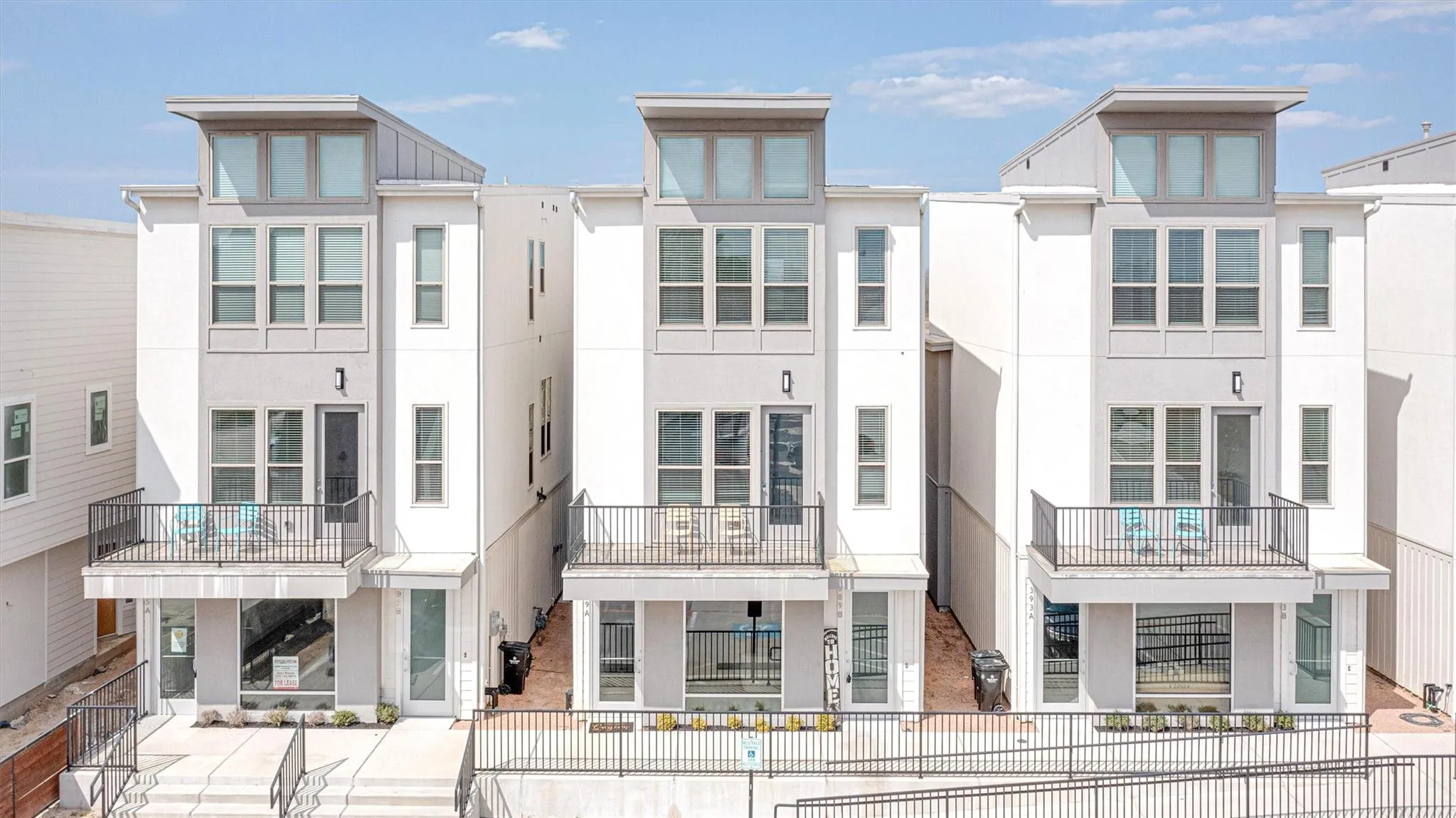 389 N Centro Circle