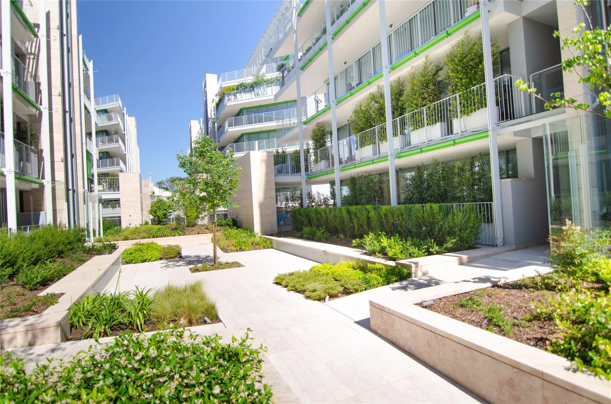 3A Rua Celeste Rodrigues L6BD