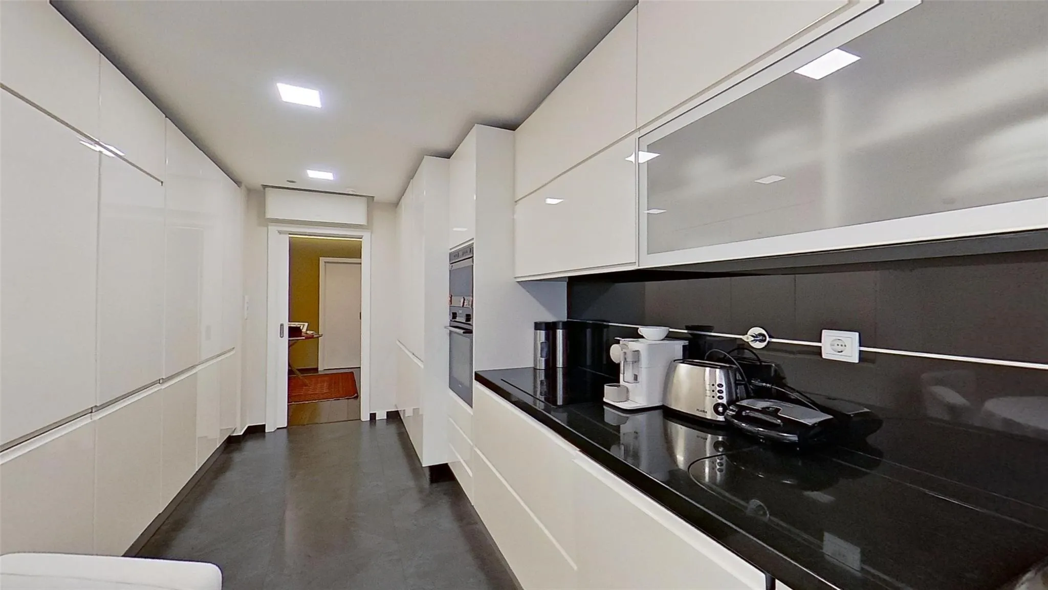 6-6C Rua Dr. João António Gonçalves 1B