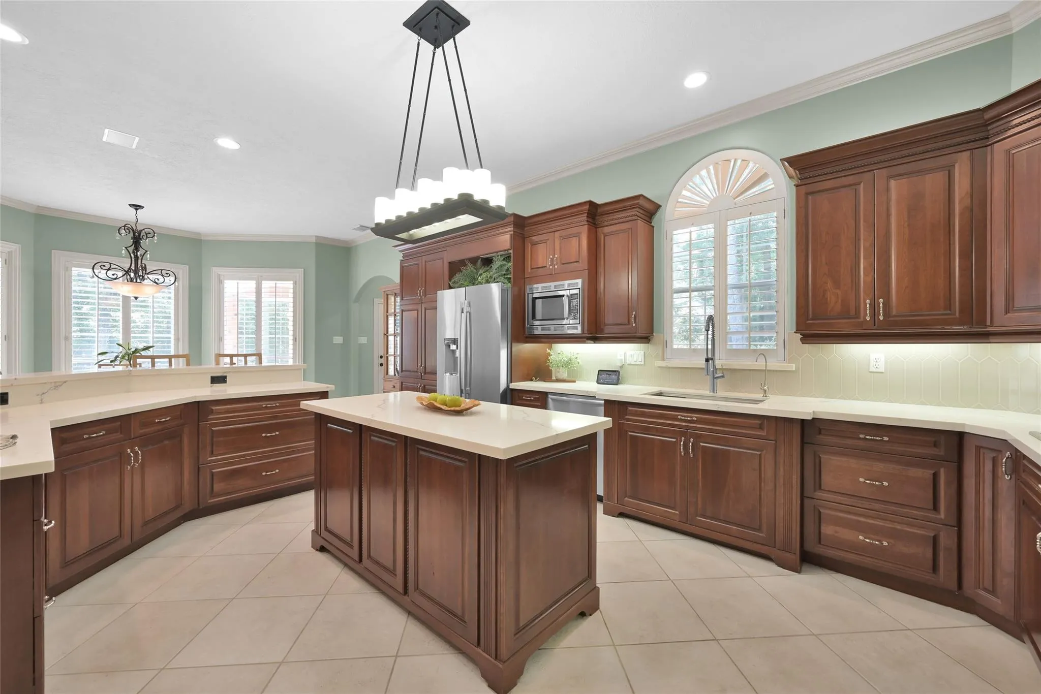 6207 Fieldwood Lane
