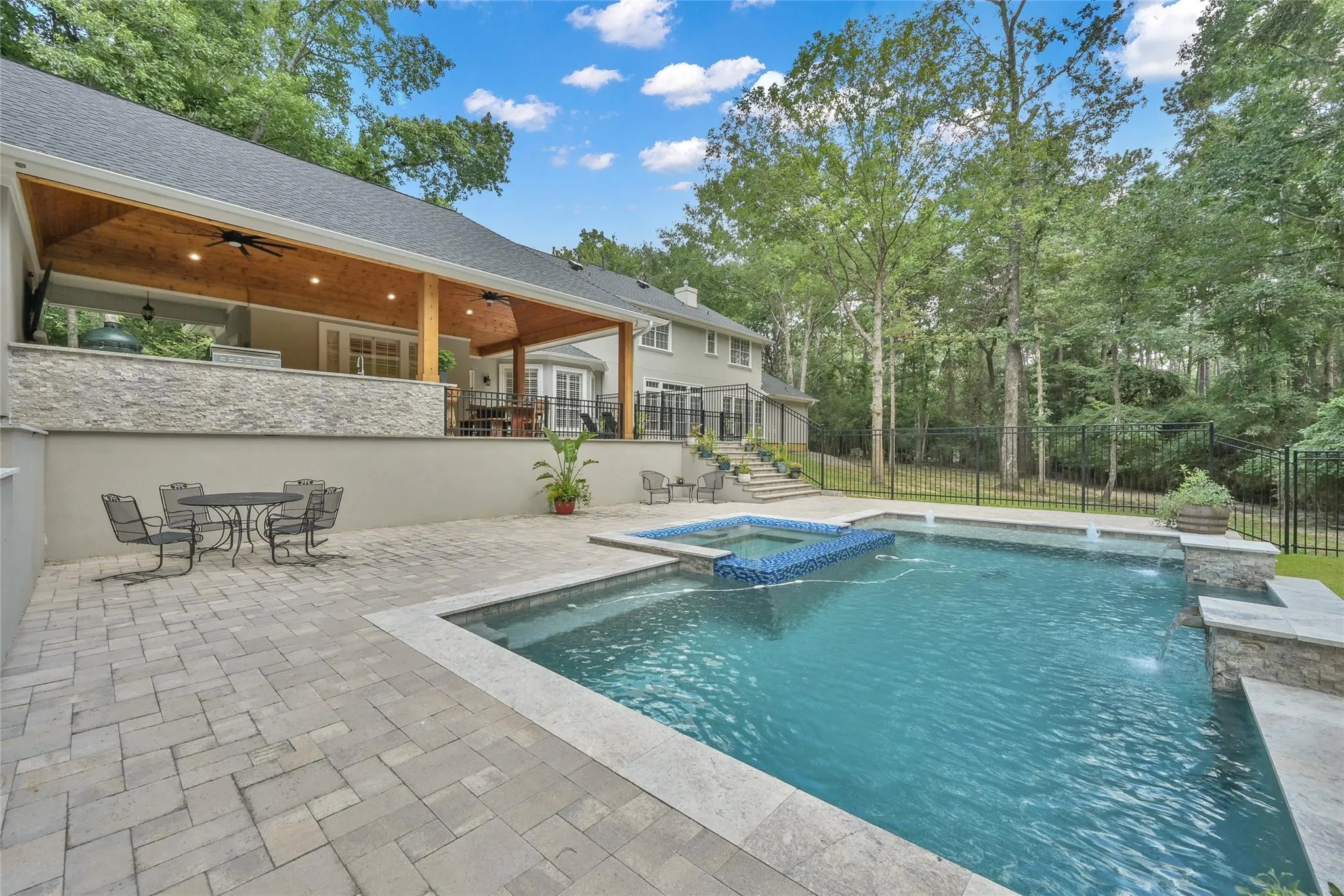 6207 Fieldwood Lane