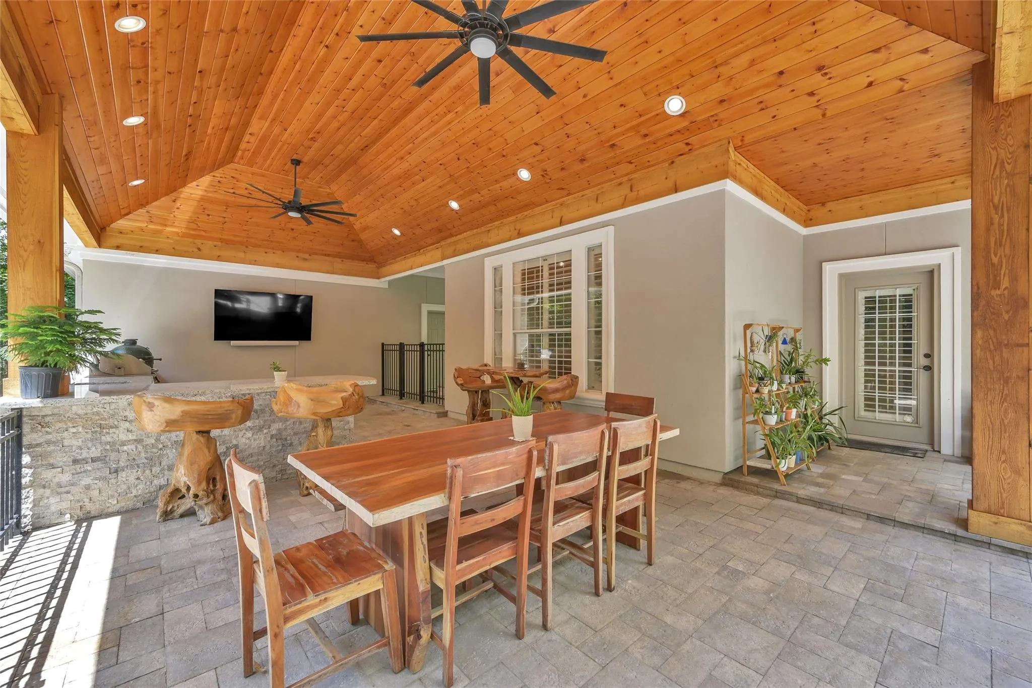 6207 Fieldwood Lane