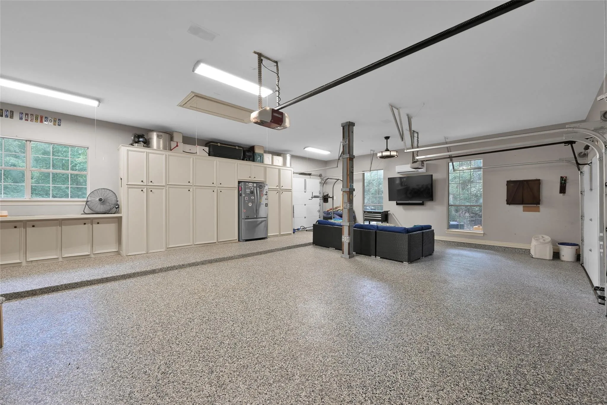 6207 Fieldwood Lane