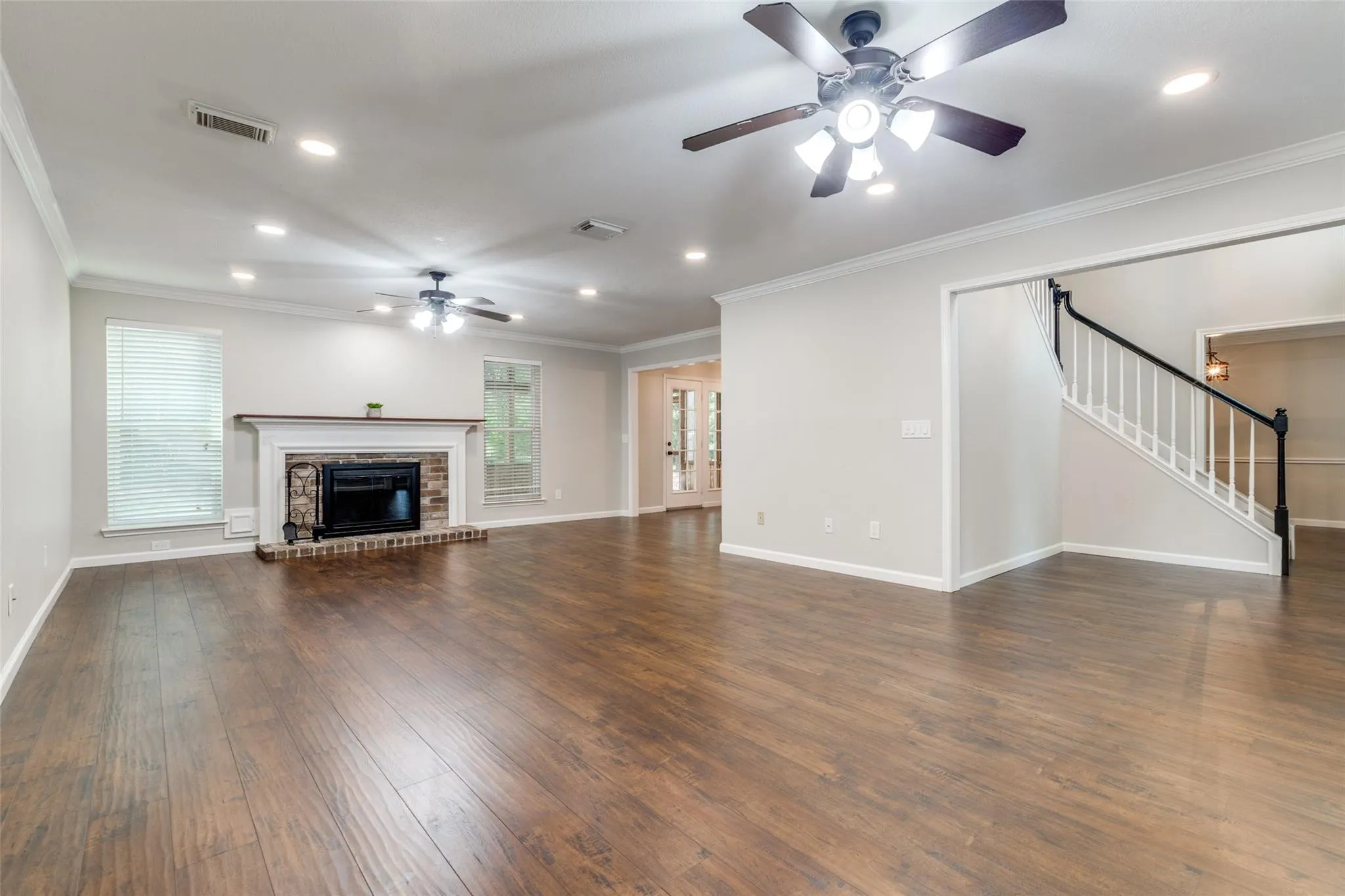 7 White Bark Place