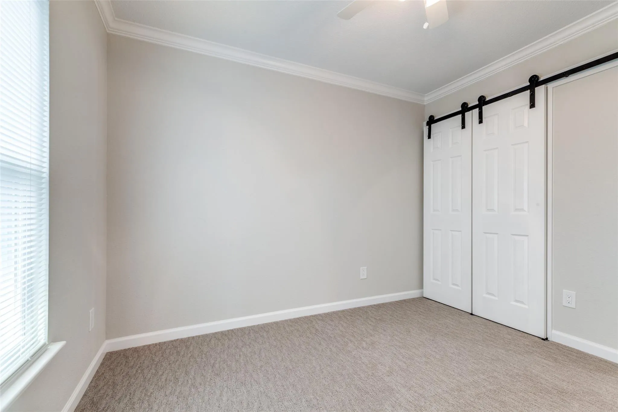 7 White Bark Place