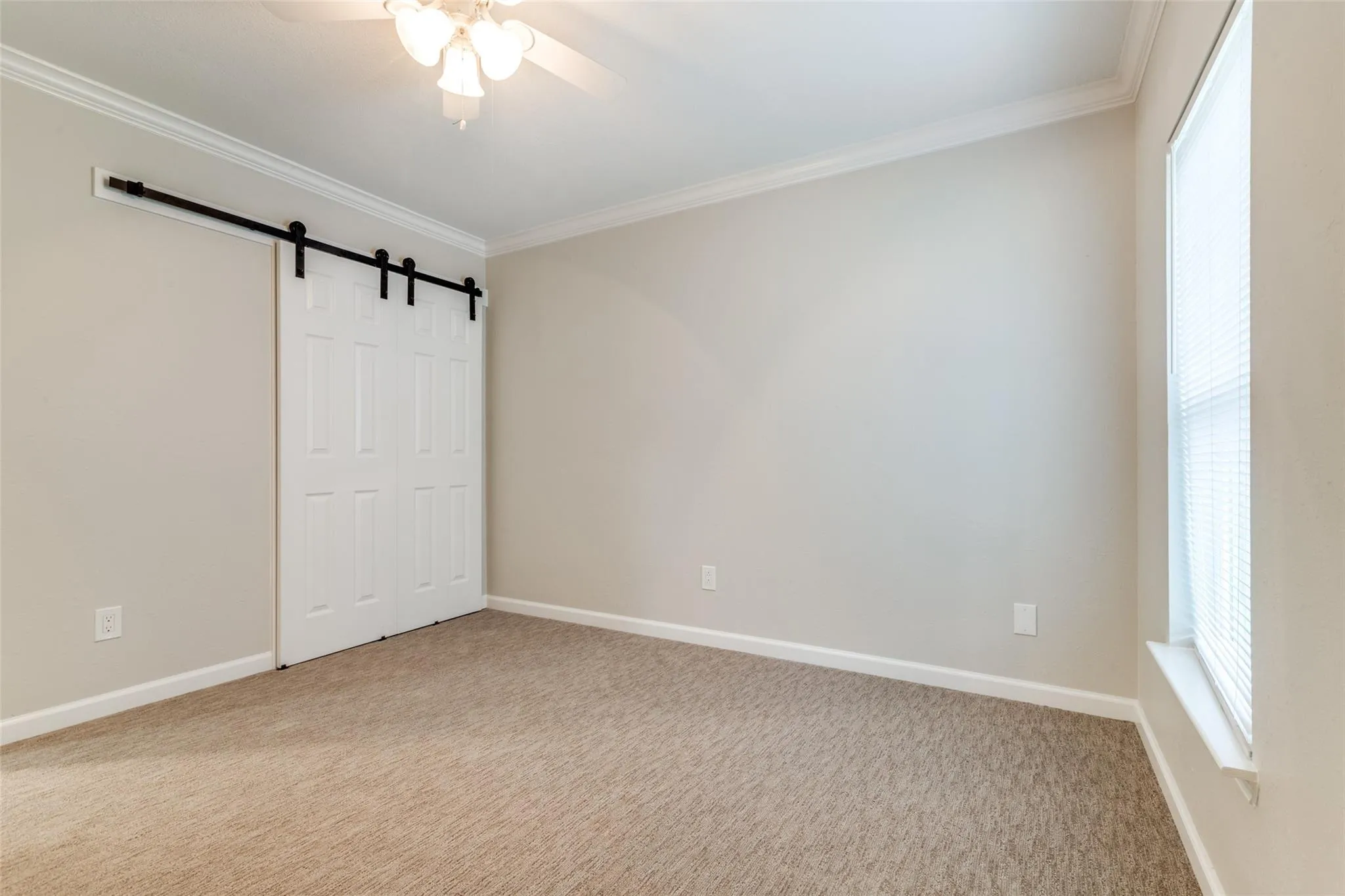7 White Bark Place