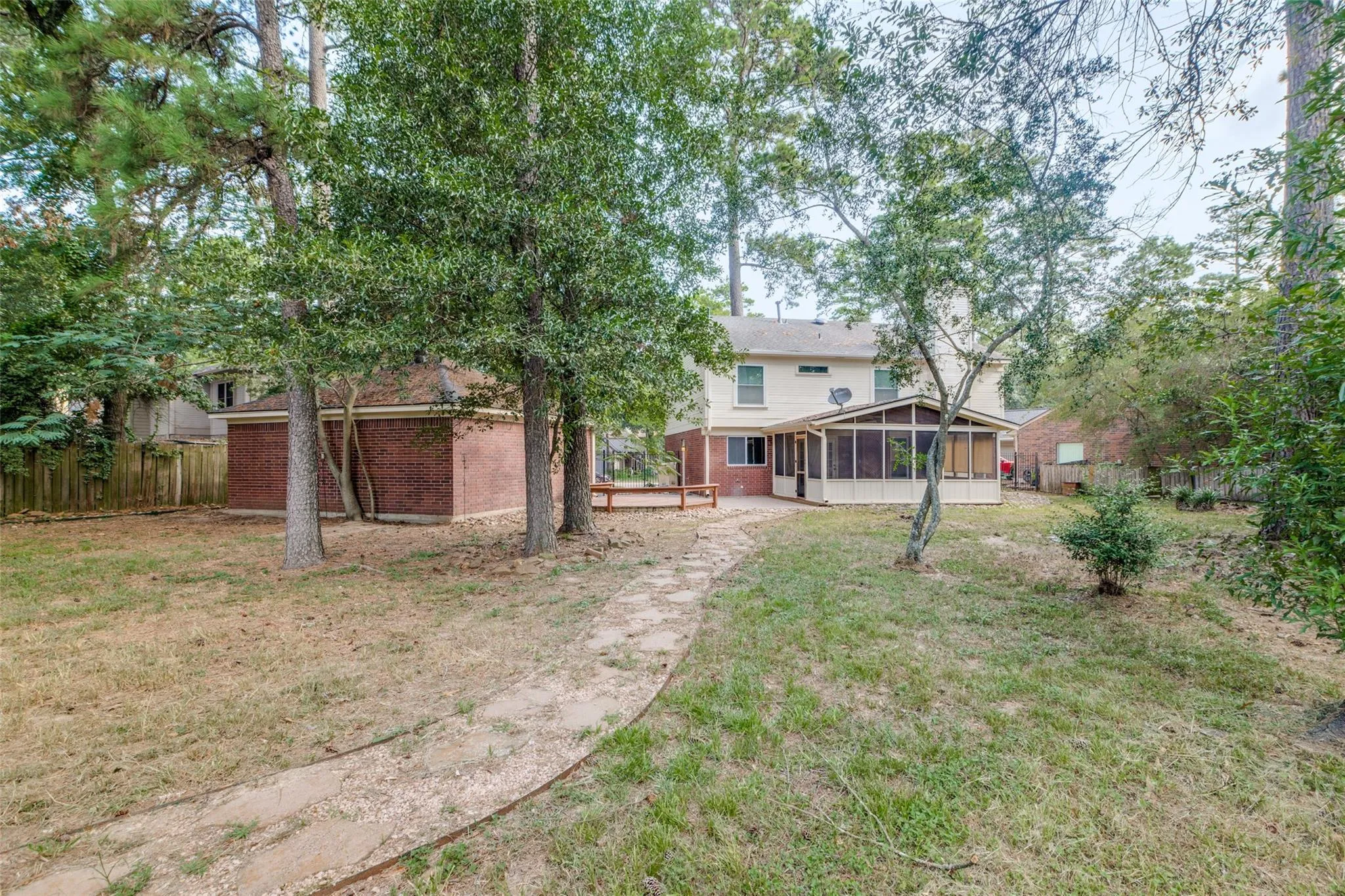 7 White Bark Place