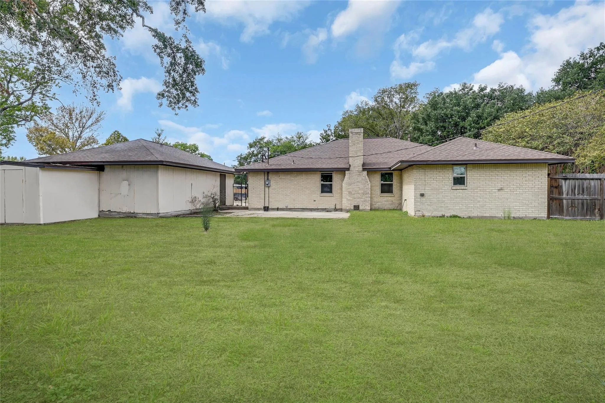 2602 Fortuna Dr